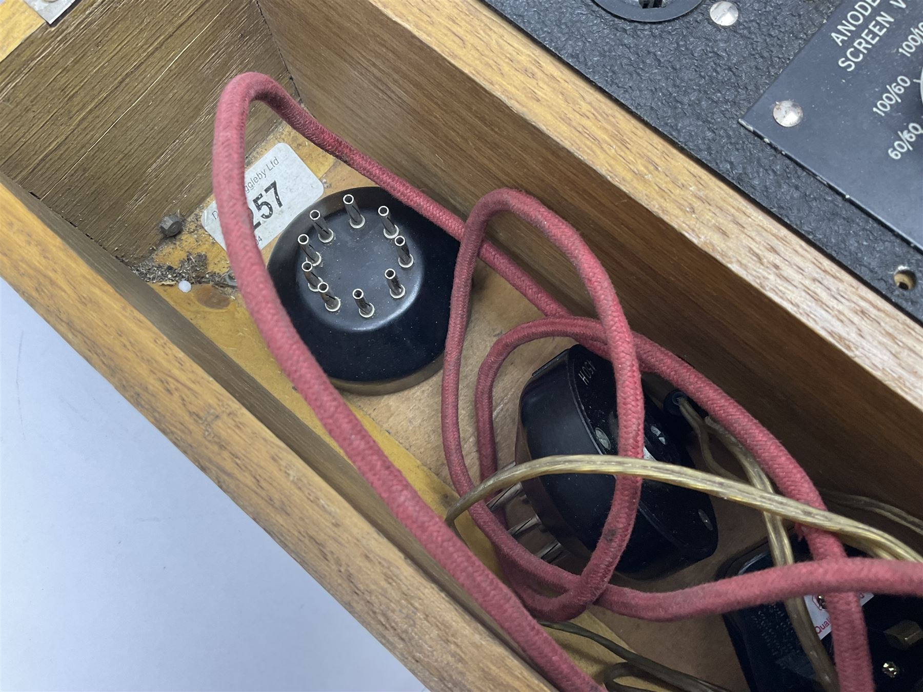 Taylor valve tester - Image 3 of 7