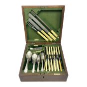 Walker and Hall silver plated canteen of cutlery
