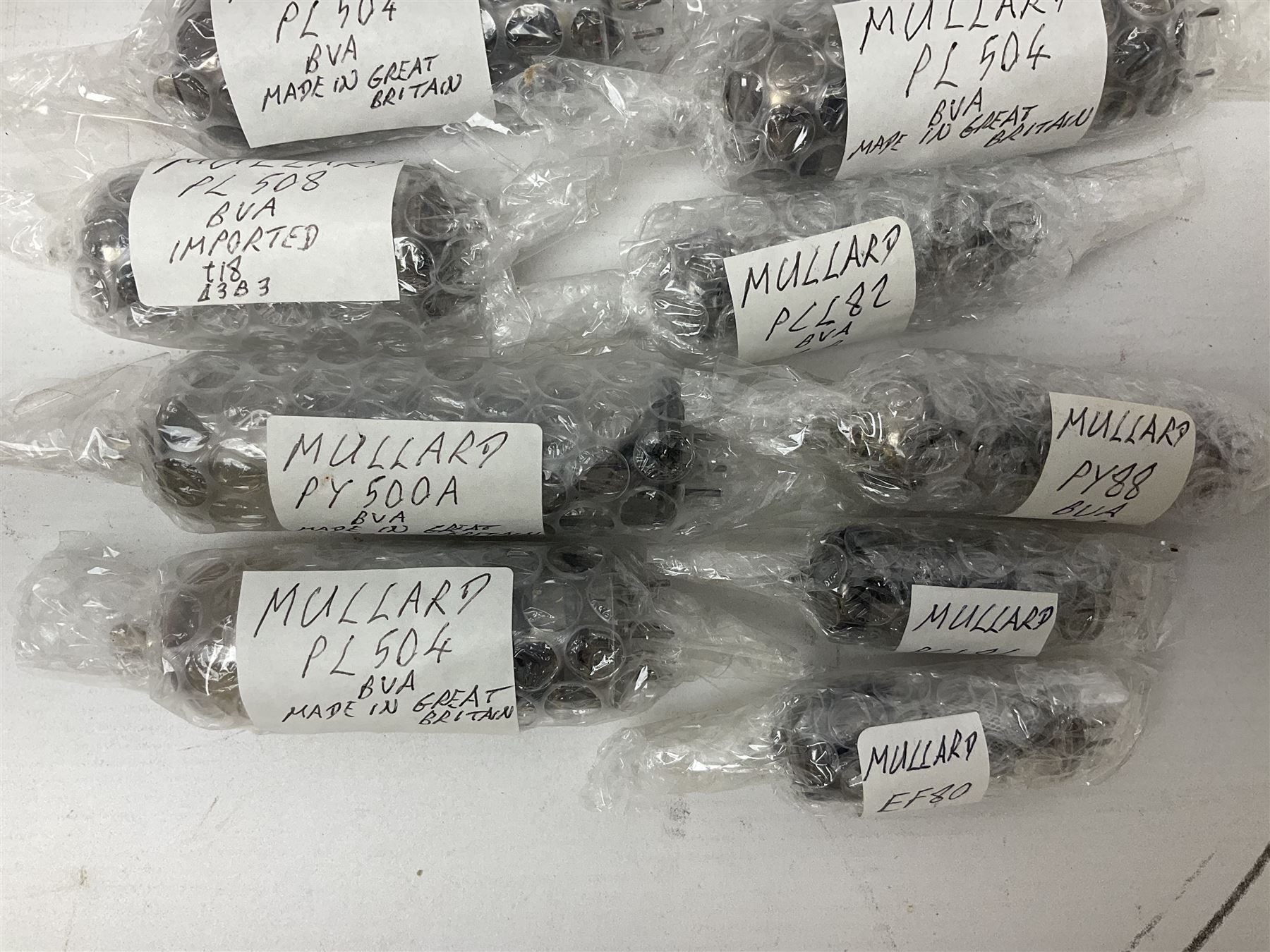 Collection of Mullard thermionic radio valves/vacuum tubes - Image 8 of 9
