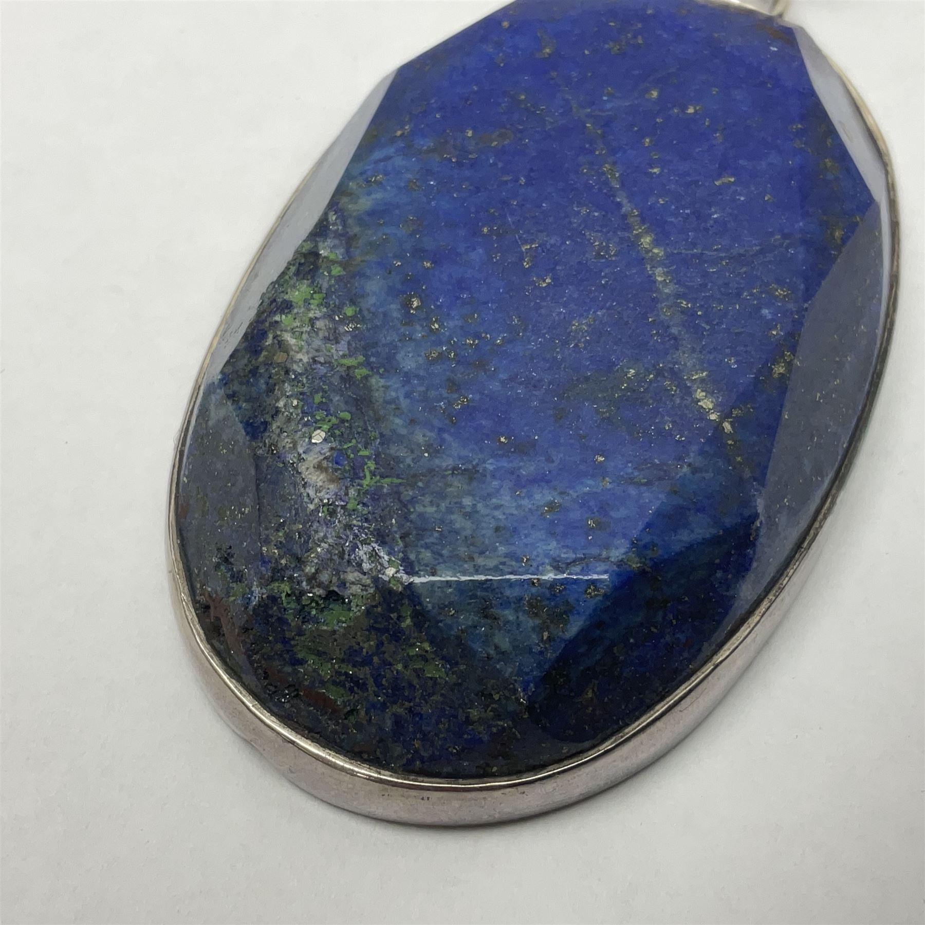 Large oval silver and lapis lazuli pendant - Image 4 of 7