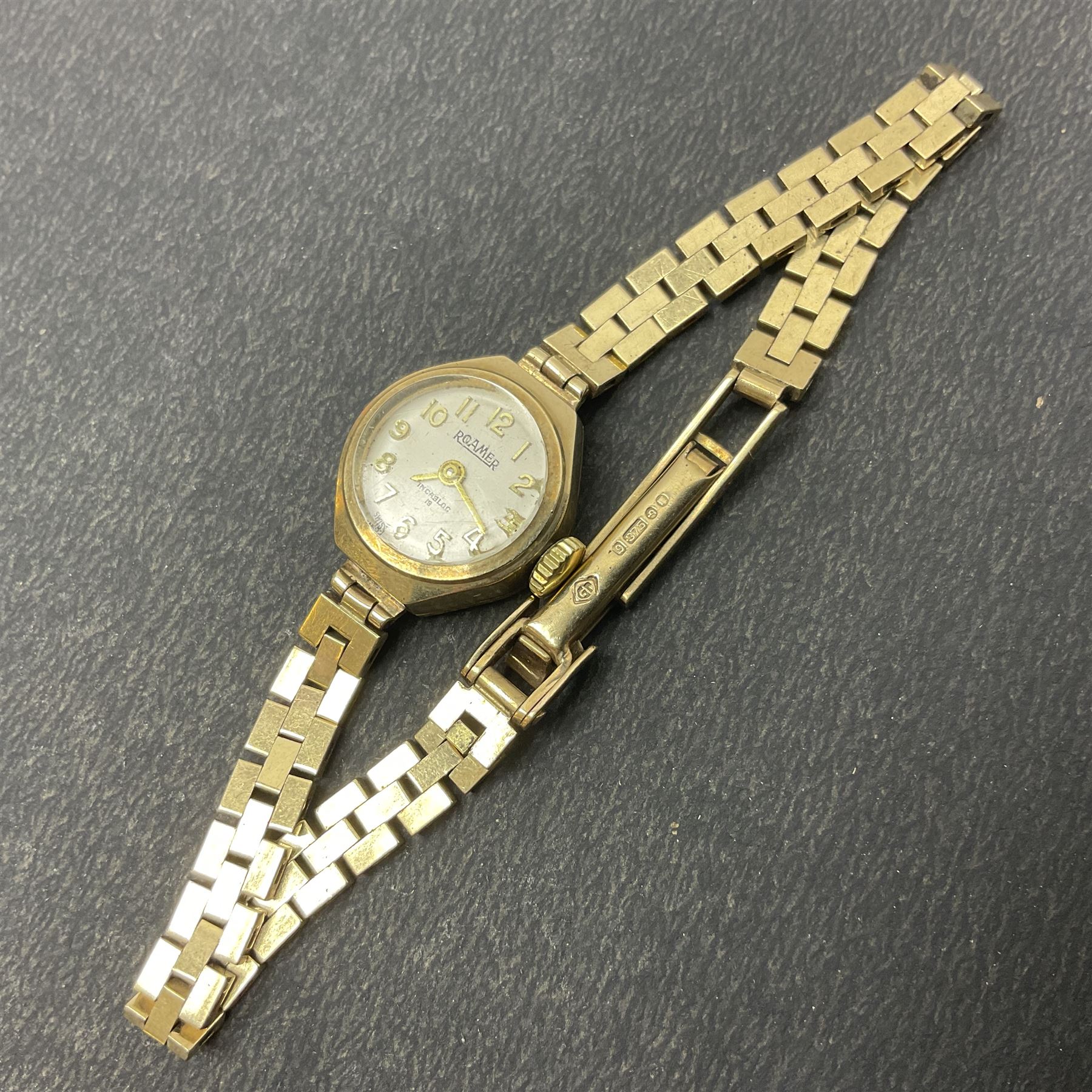 Roamer ladies 9ct gold manual wind wristwatch - Image 3 of 6