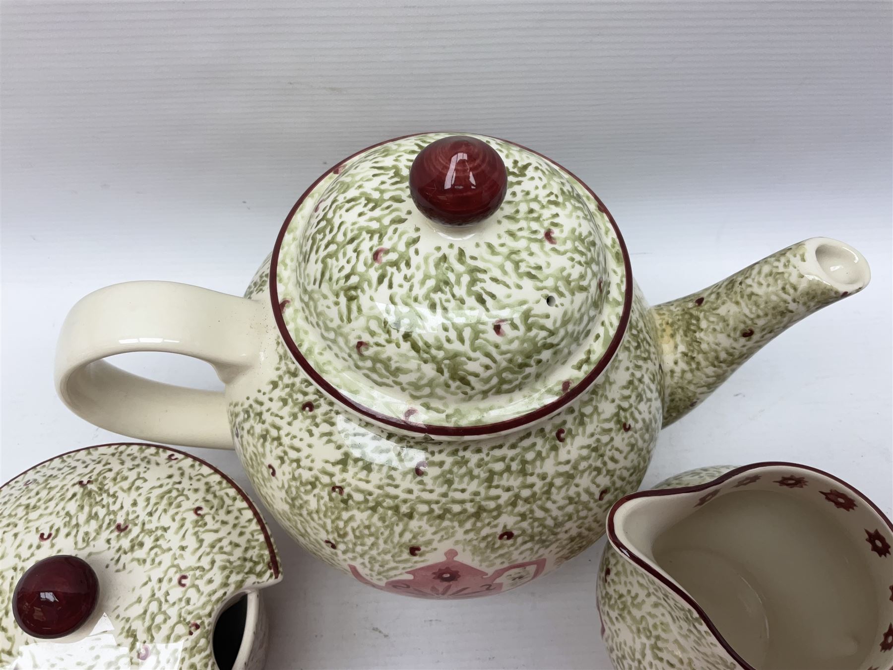 Emma Bridgewater for Betty's Tearoom teapot - Image 2 of 10