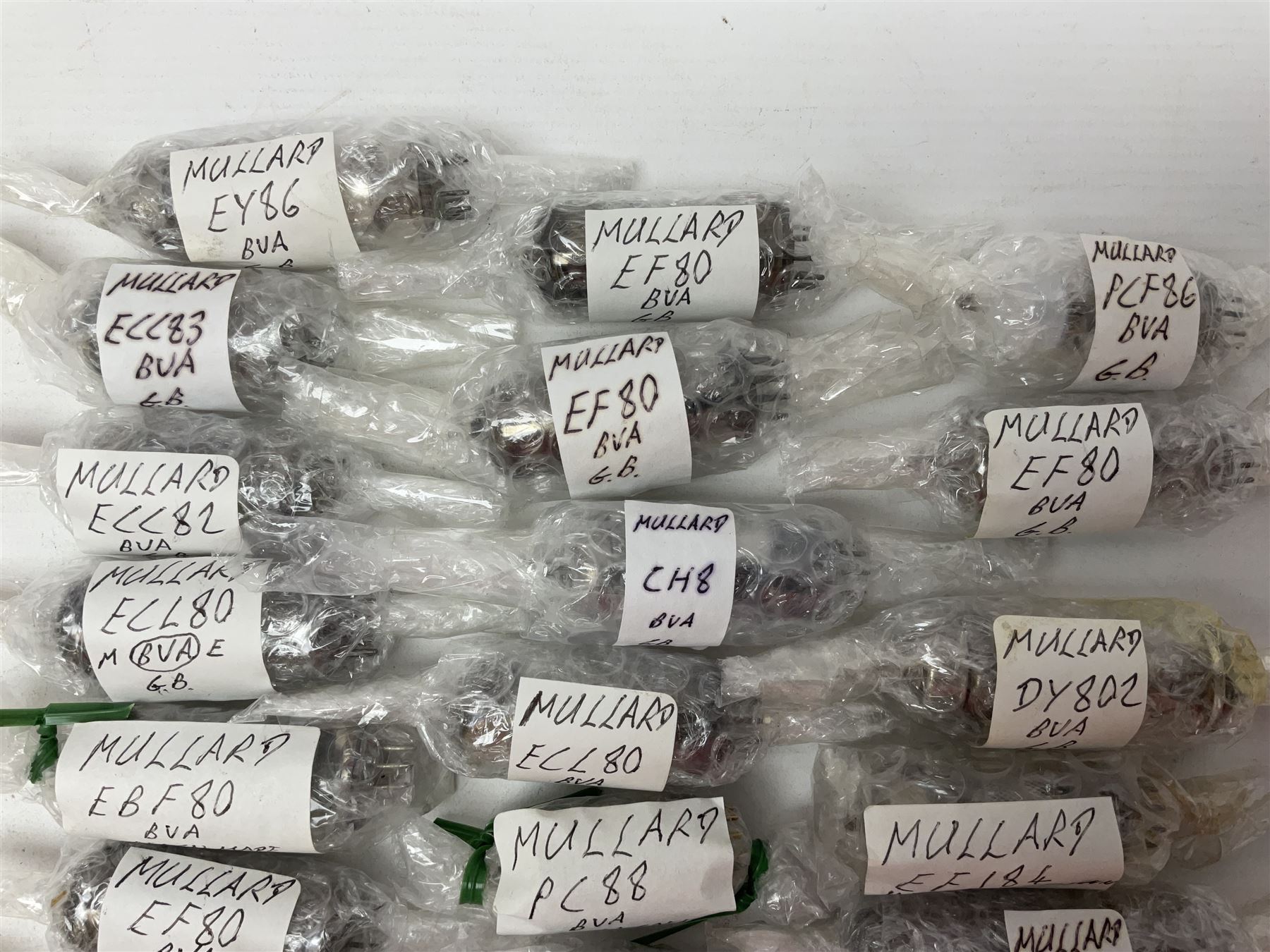 Collection of Mullard thermionic radio valves/vacuum tubes - Image 7 of 7