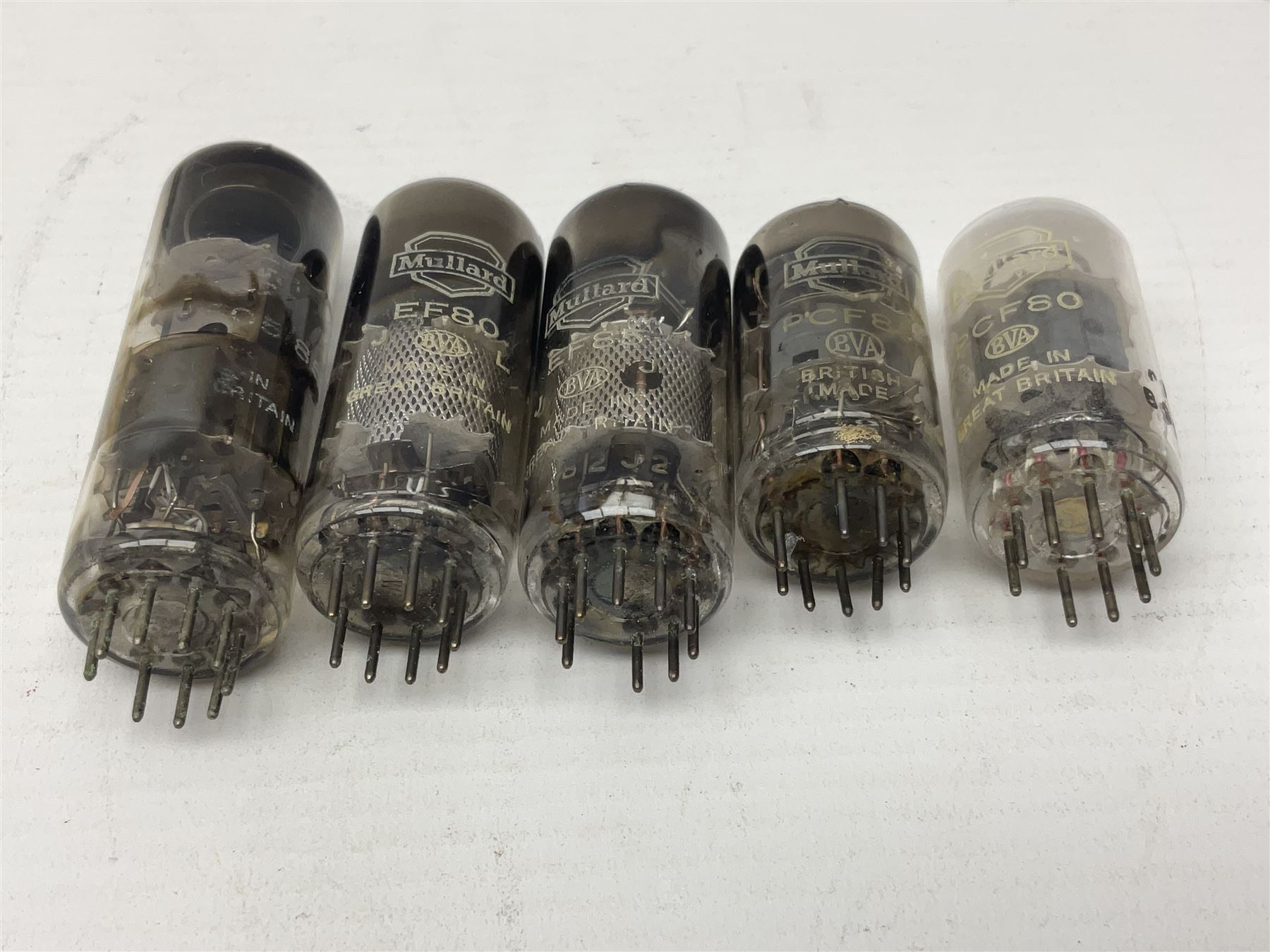 Collection of Mullard thermionic radio valves/vacuum tubes - Image 3 of 12