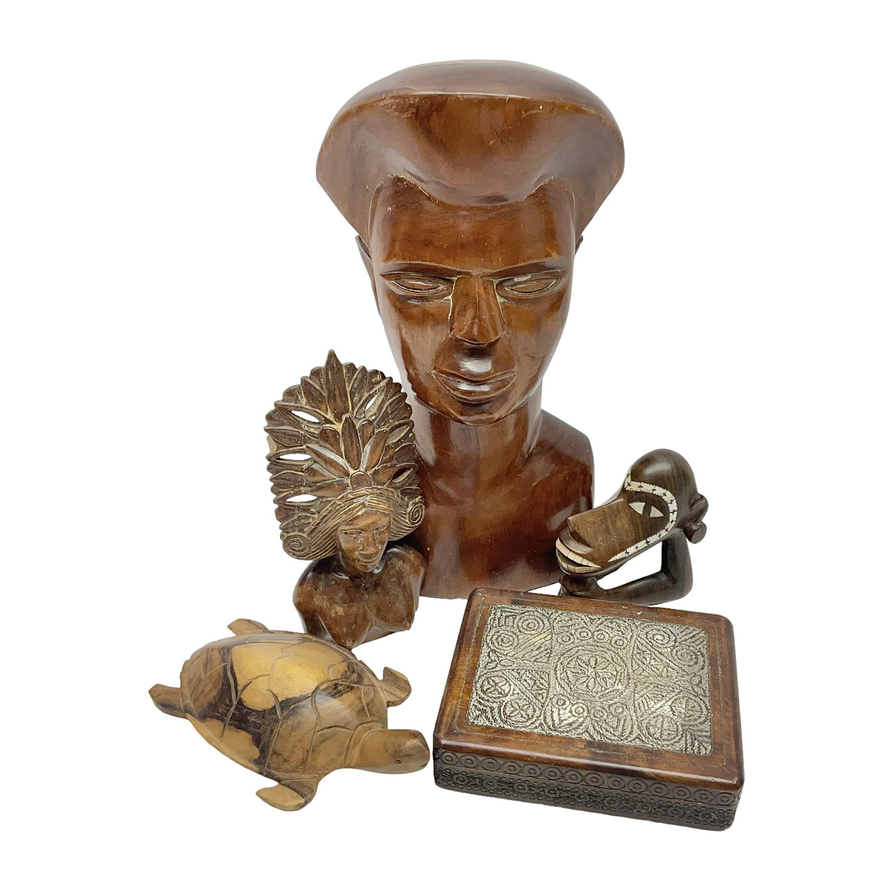 20th century wooden carvings from the Solomon Islands