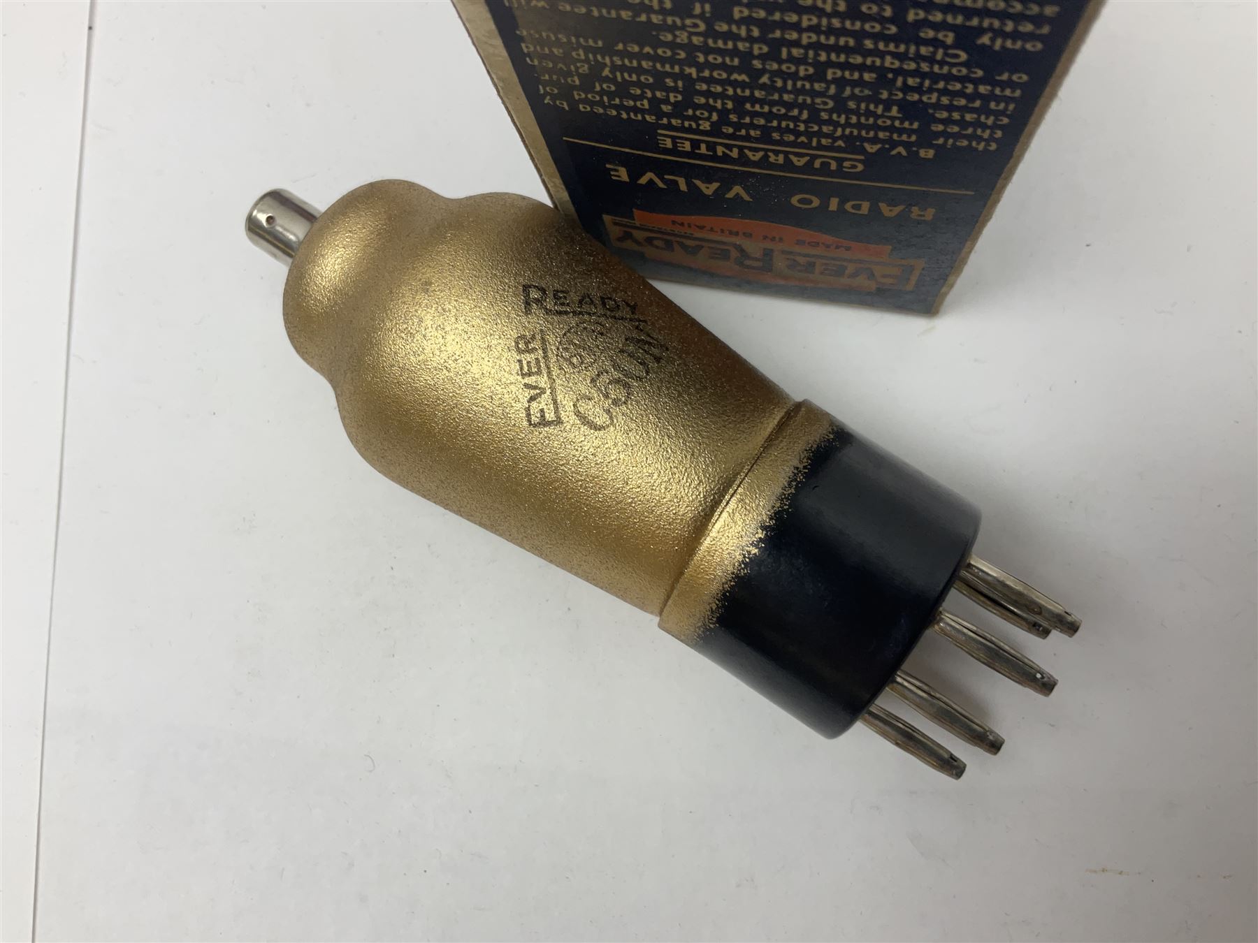 Five Ever Ready thermionic radio valves/vacuum tubes - Image 4 of 9