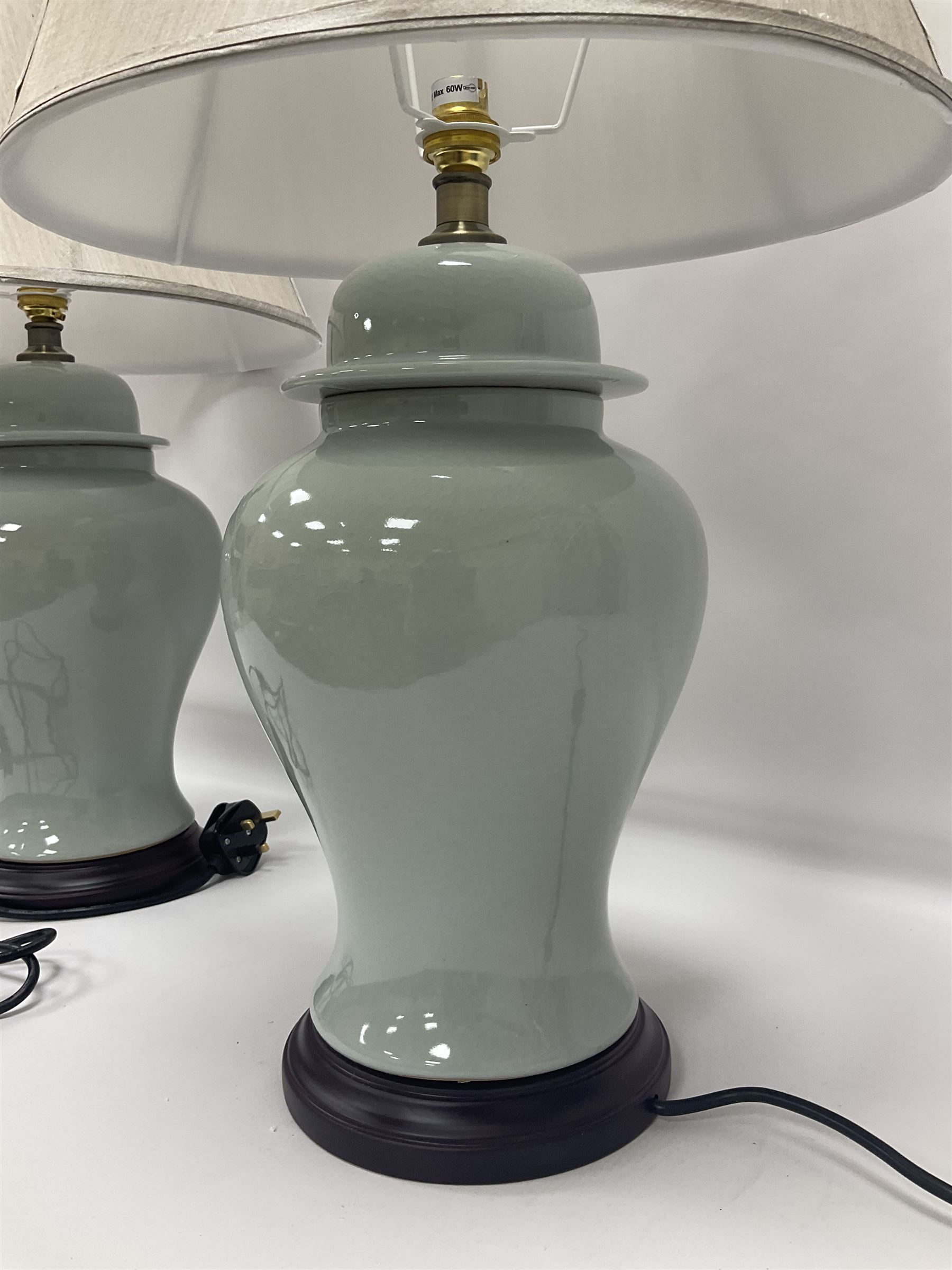 Pair of table lamps of baluster form - Image 9 of 11