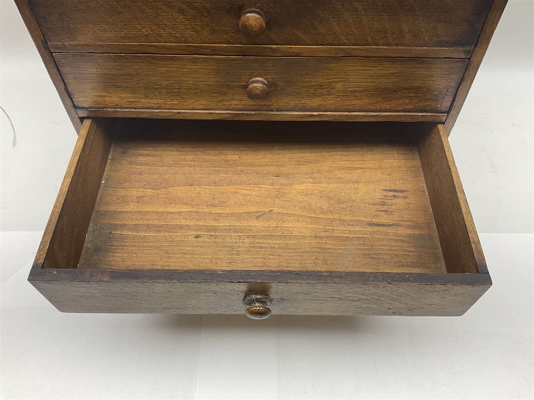 Oak tabletop chest with four drawers - Image 4 of 10