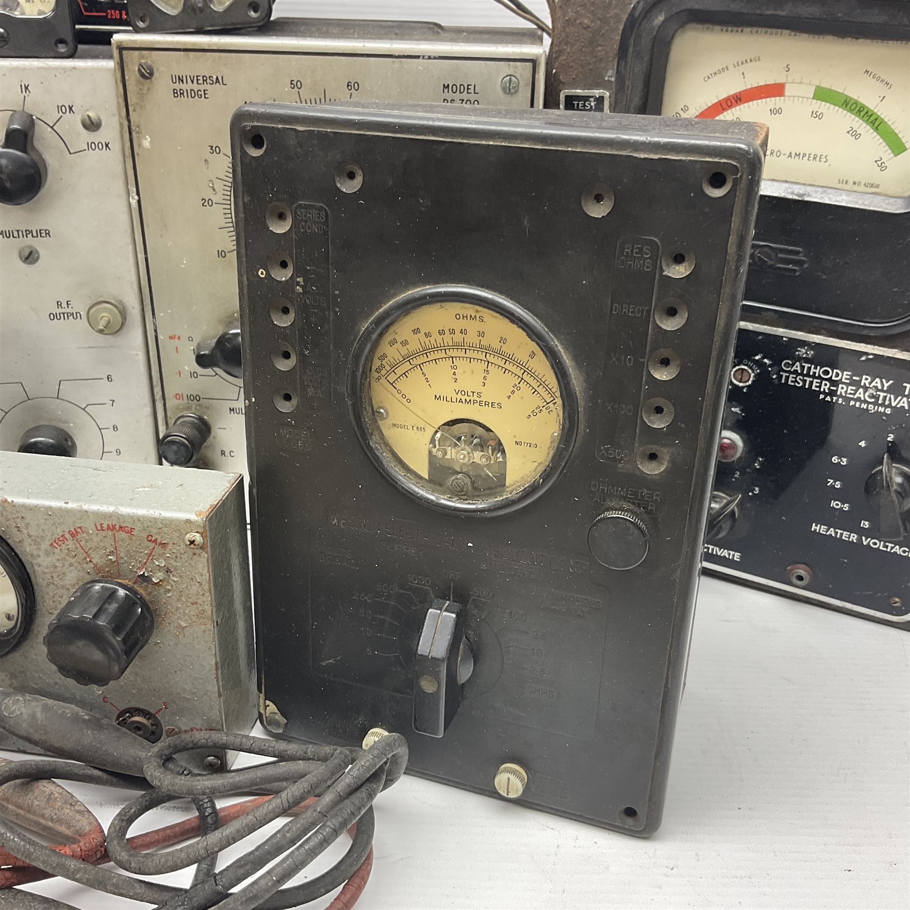 Collection of electrical testing equipment - Image 8 of 24