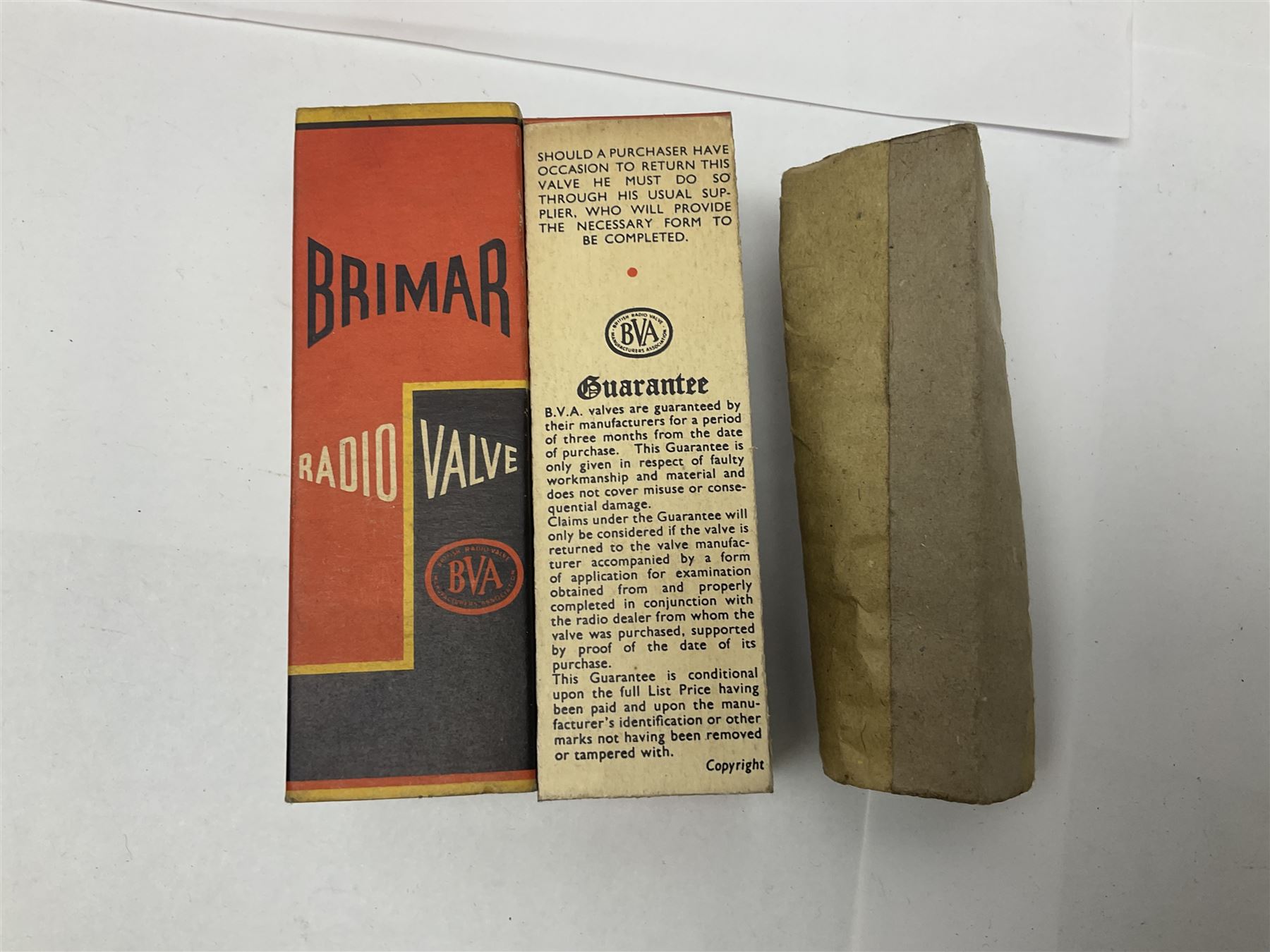 Eleven Brimar thermionic radio valves/vacuum tubes - Image 8 of 10