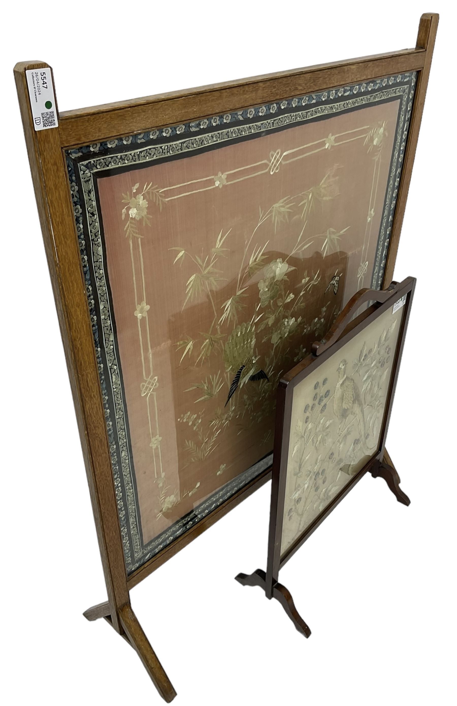 20th century oak framed fire screen - Image 2 of 2