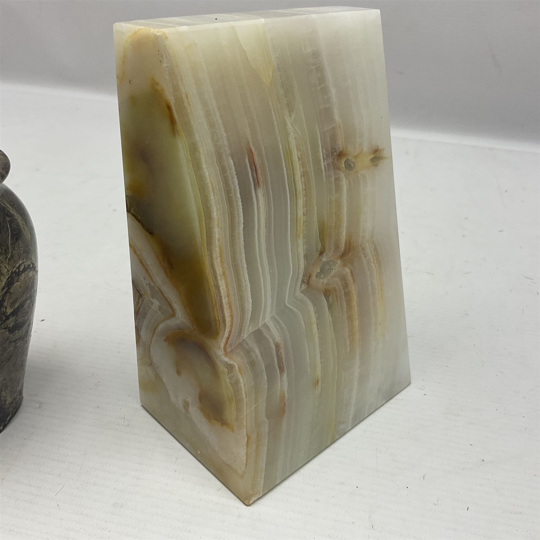 Alabaster bookends - Image 5 of 6
