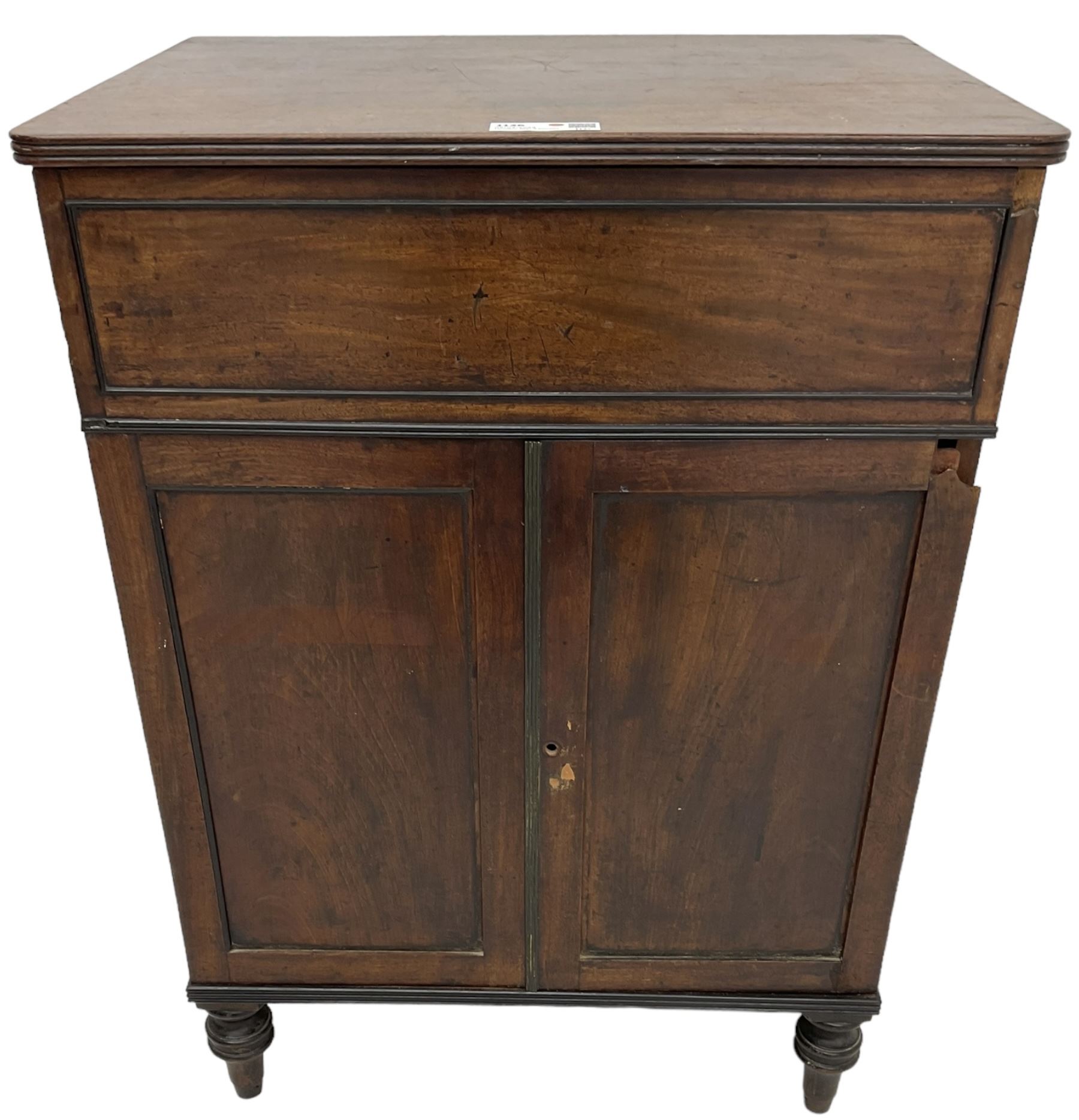 George III mahogany gentleman's dressing cabinet or washstand - Image 2 of 6