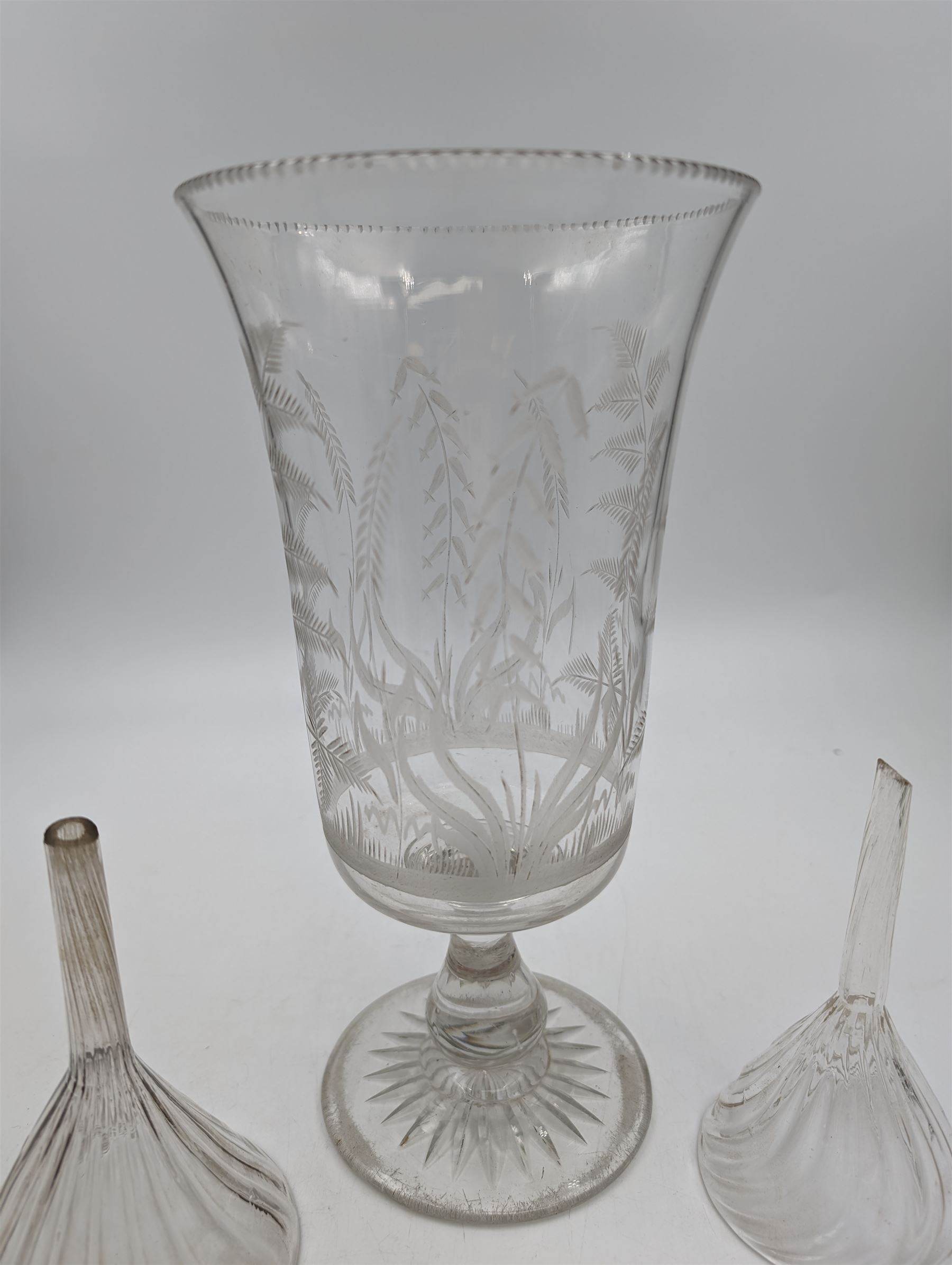 Collection of glassware - Image 2 of 4