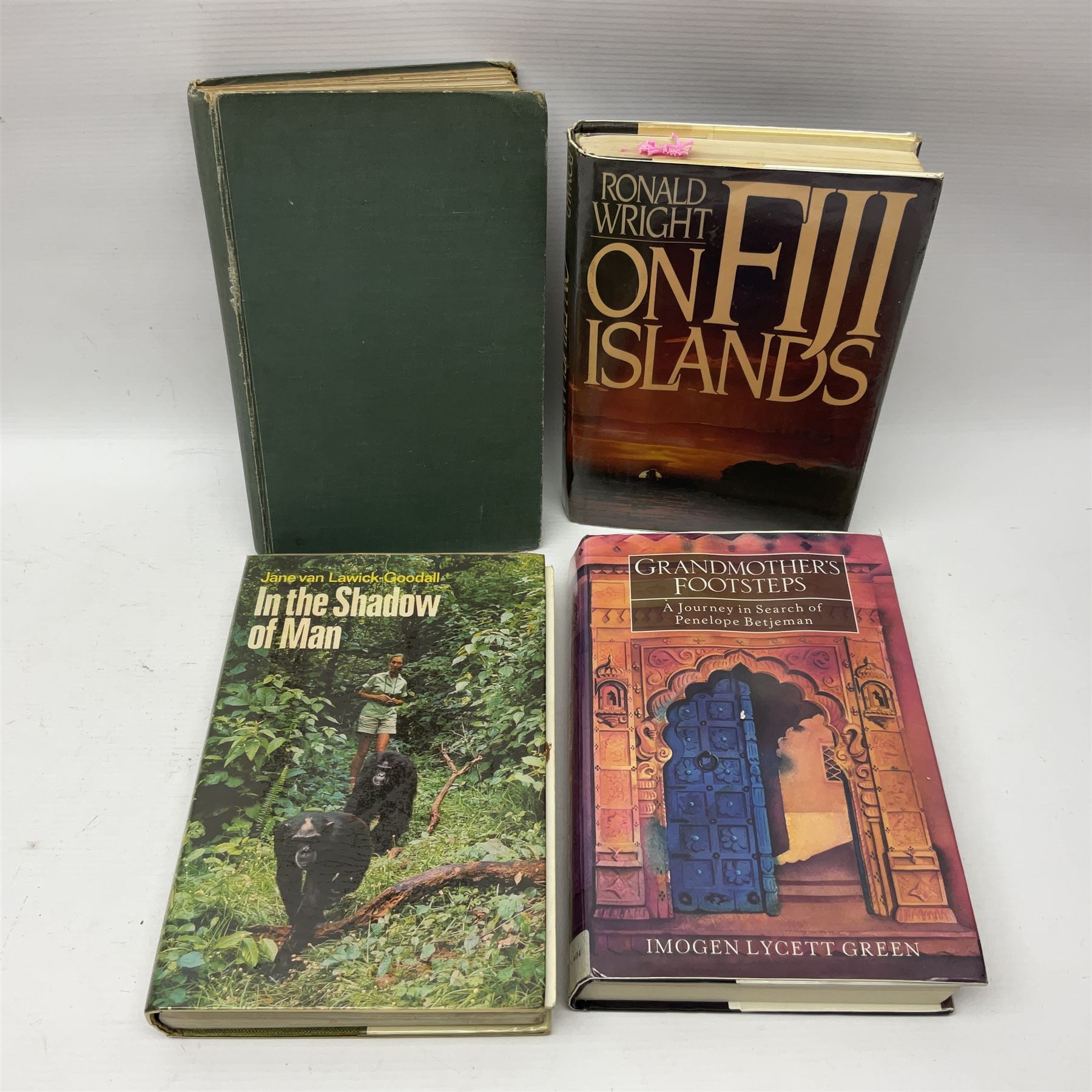 Collection of travel books and similar - Image 11 of 13