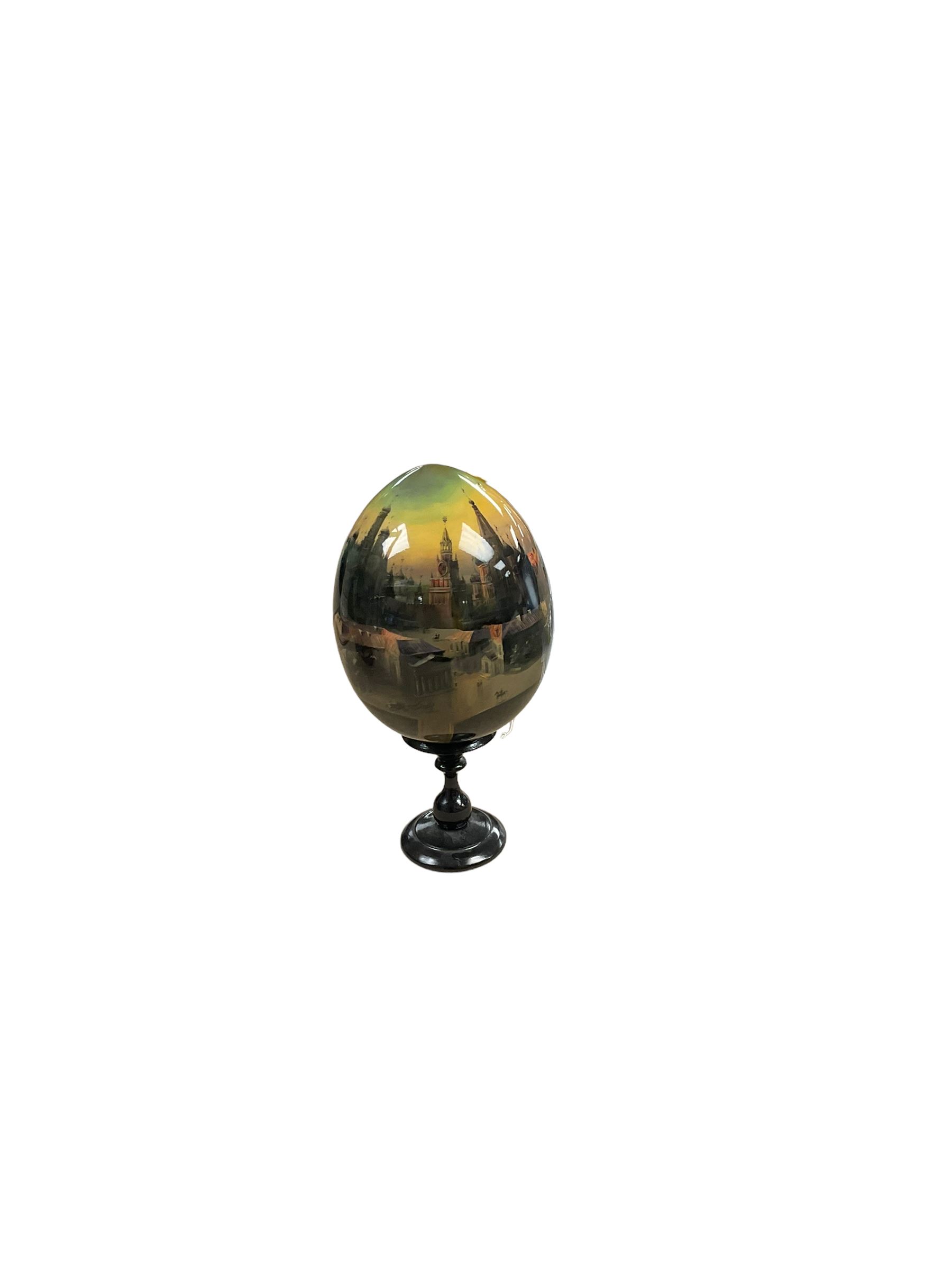 Oriental table lamp upon a wooden stand - Image 4 of 4