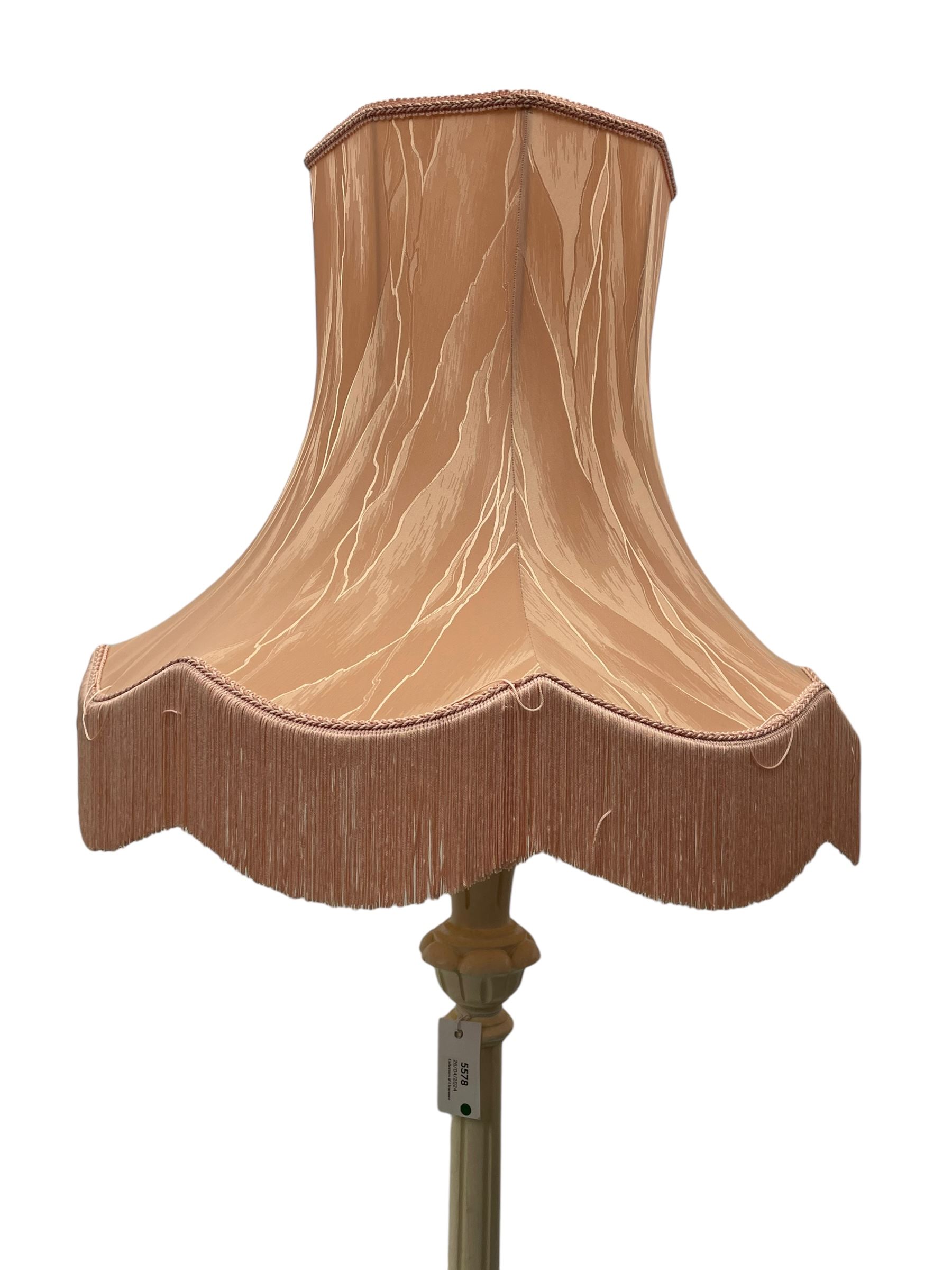 Cream painted standard lamp with shade - Image 3 of 3