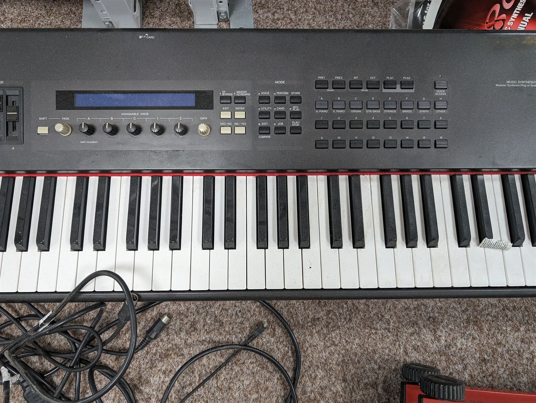Yamaha S80 keyboard - Image 3 of 3