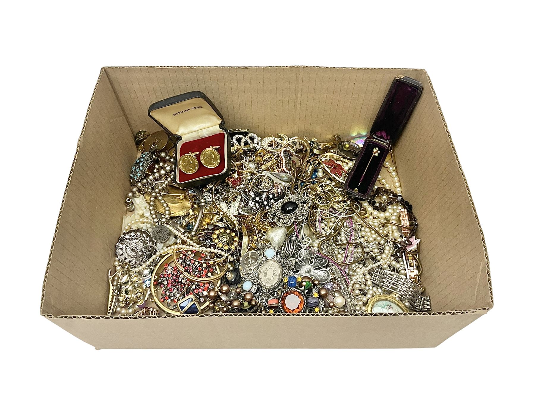 Collection of assorted costume jewellery