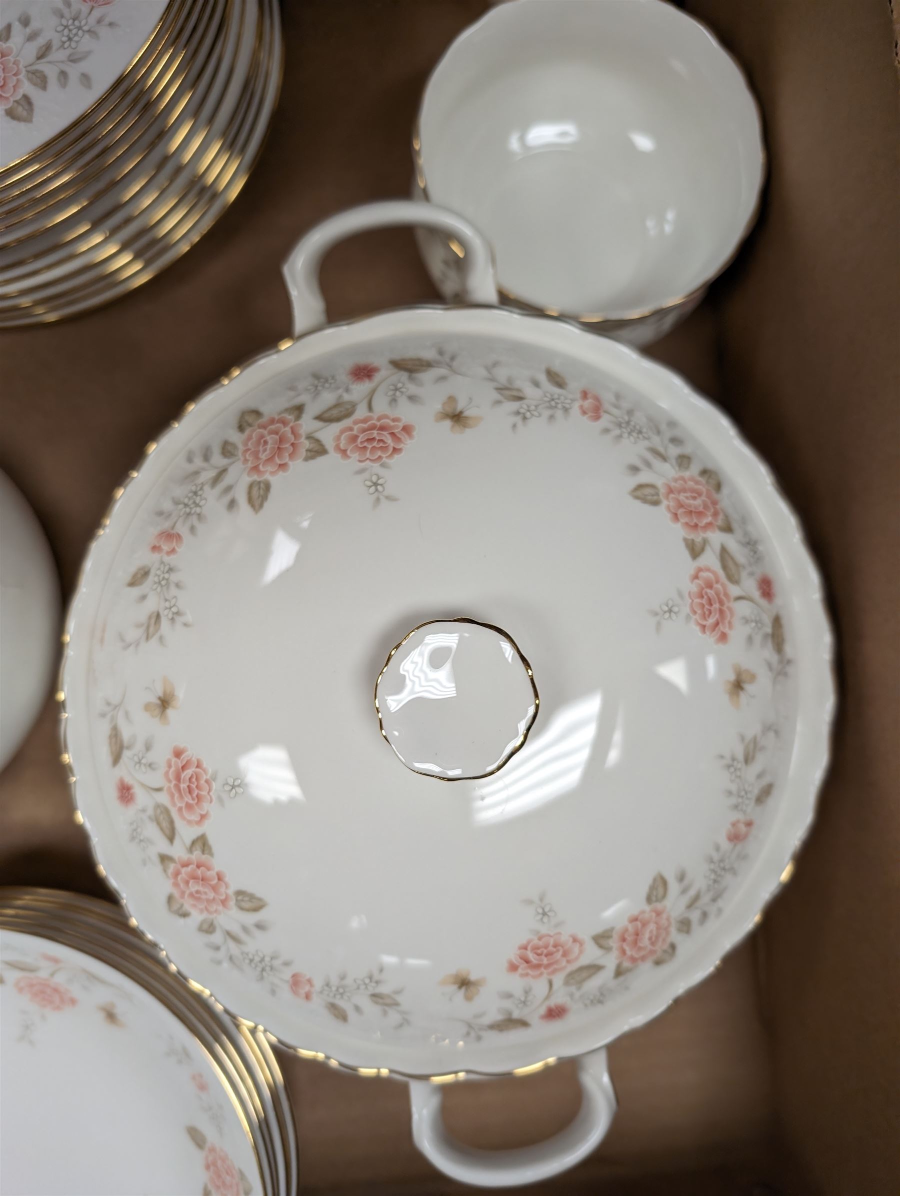 Royal Albert For All Seasons Autumn Sunlight pattern tea and dinner service for six - Image 3 of 4