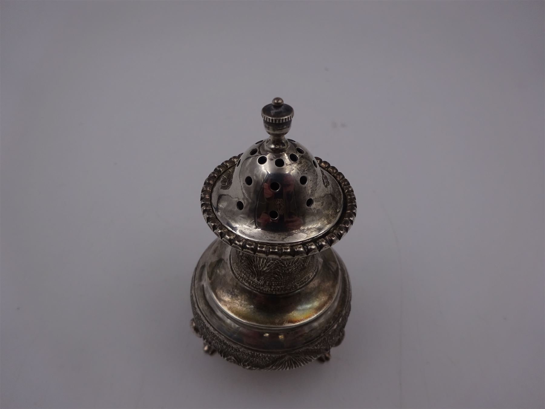 Indian silver pepperette - Image 2 of 4