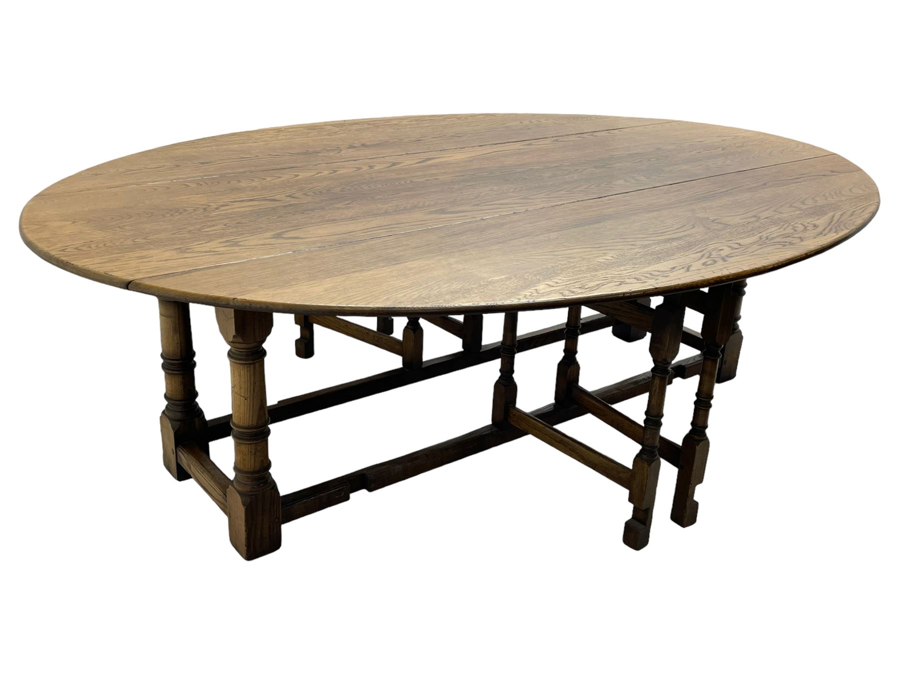 Large 18th century design oak wake or dining table