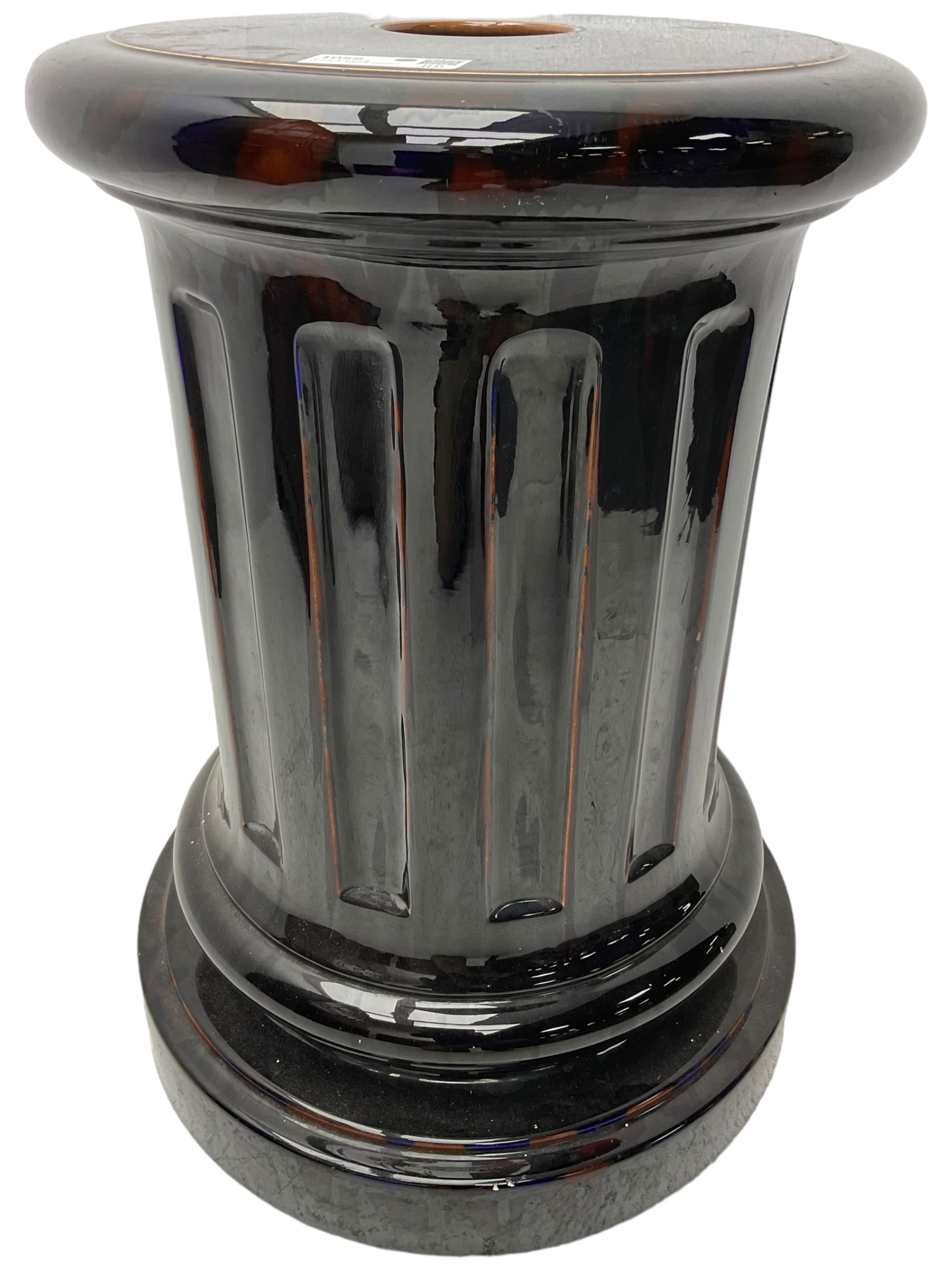 Late 19th to early 20th century Sarreguemines red and blue glazed pedestal stand