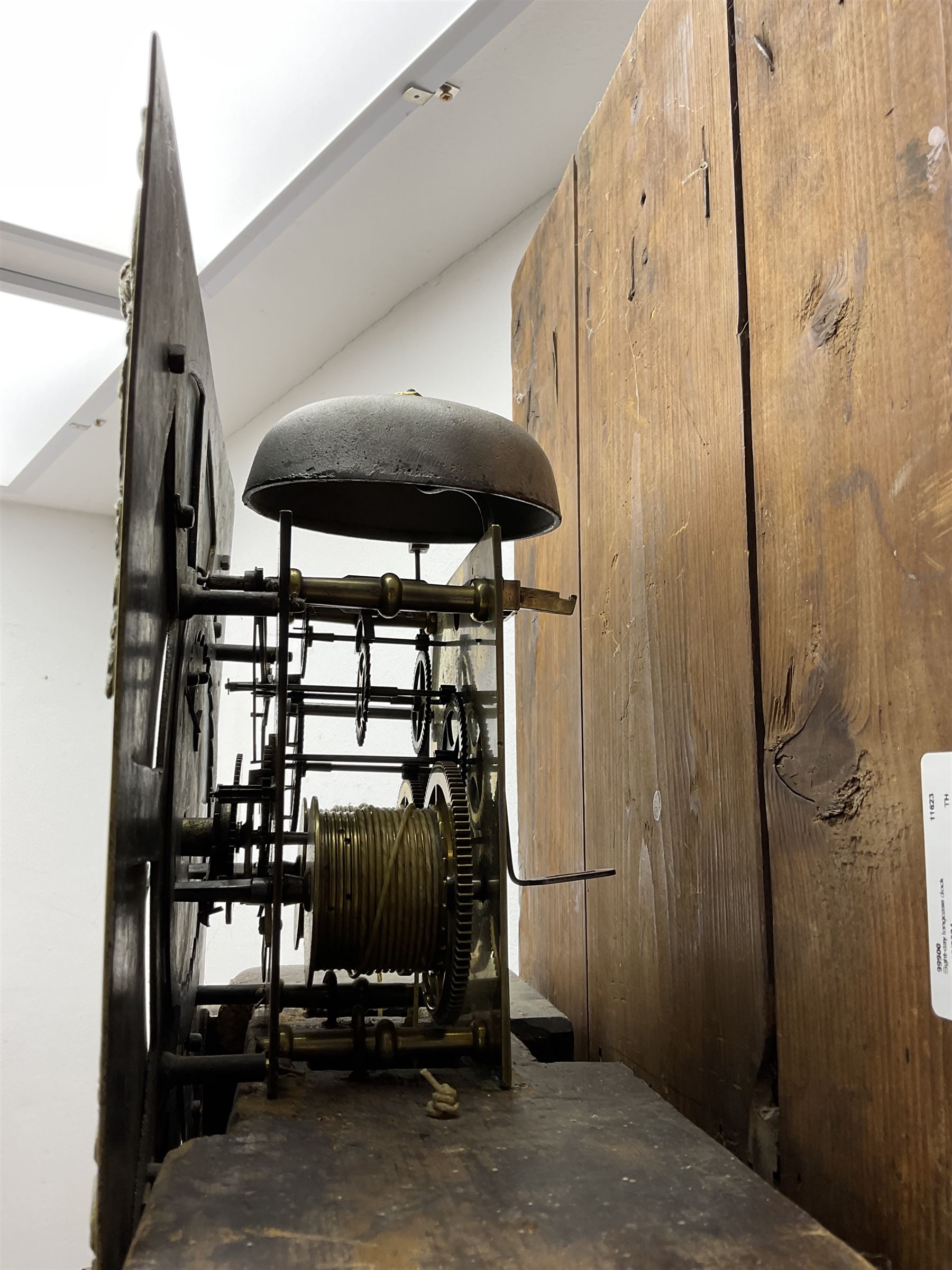 Archibald Coates of Wigan - Eight-day 18th century oak longcase clock with a flat top and blind fri - Bild 6 aus 7