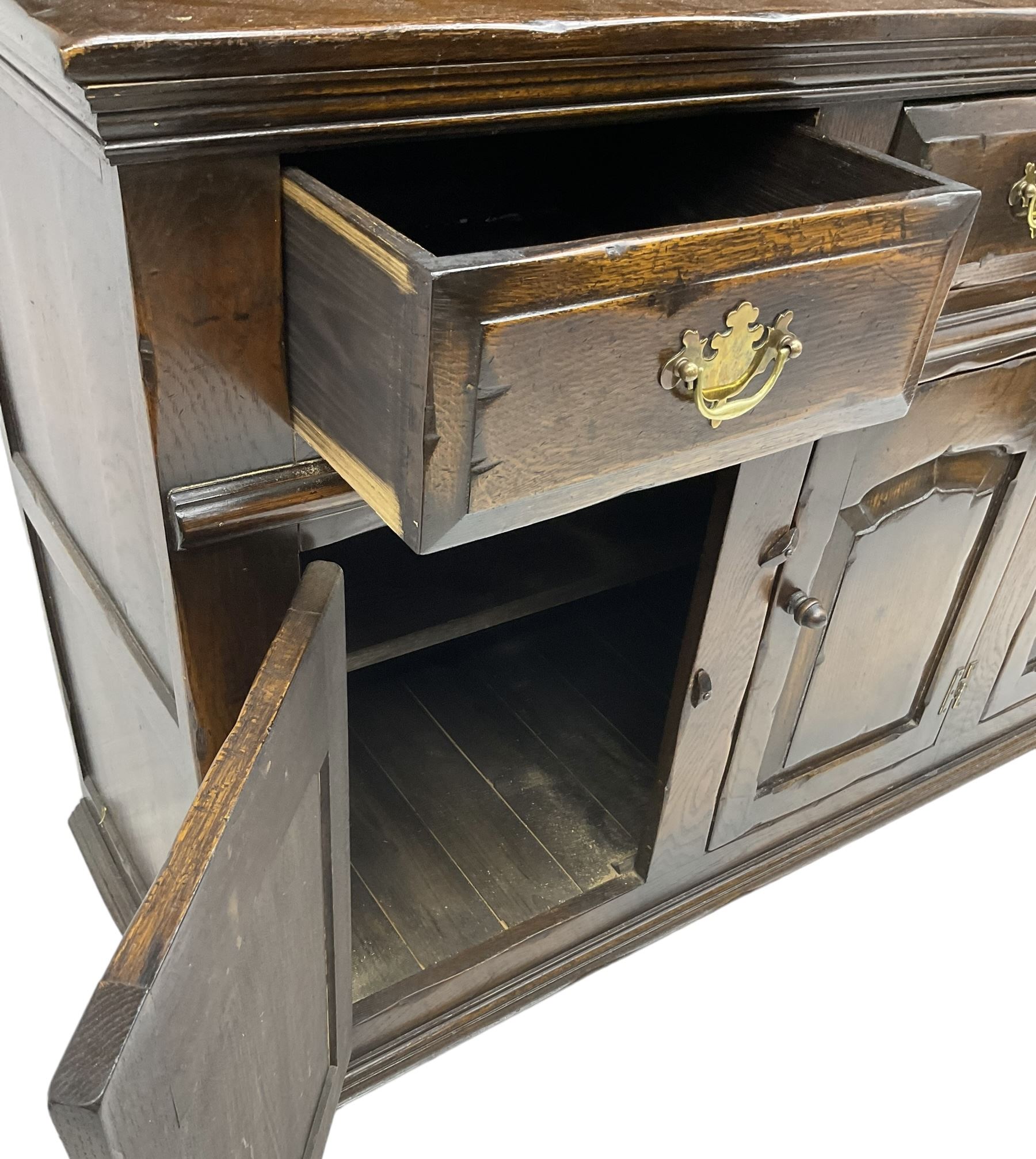 Georgian design oak dresser - Image 7 of 7