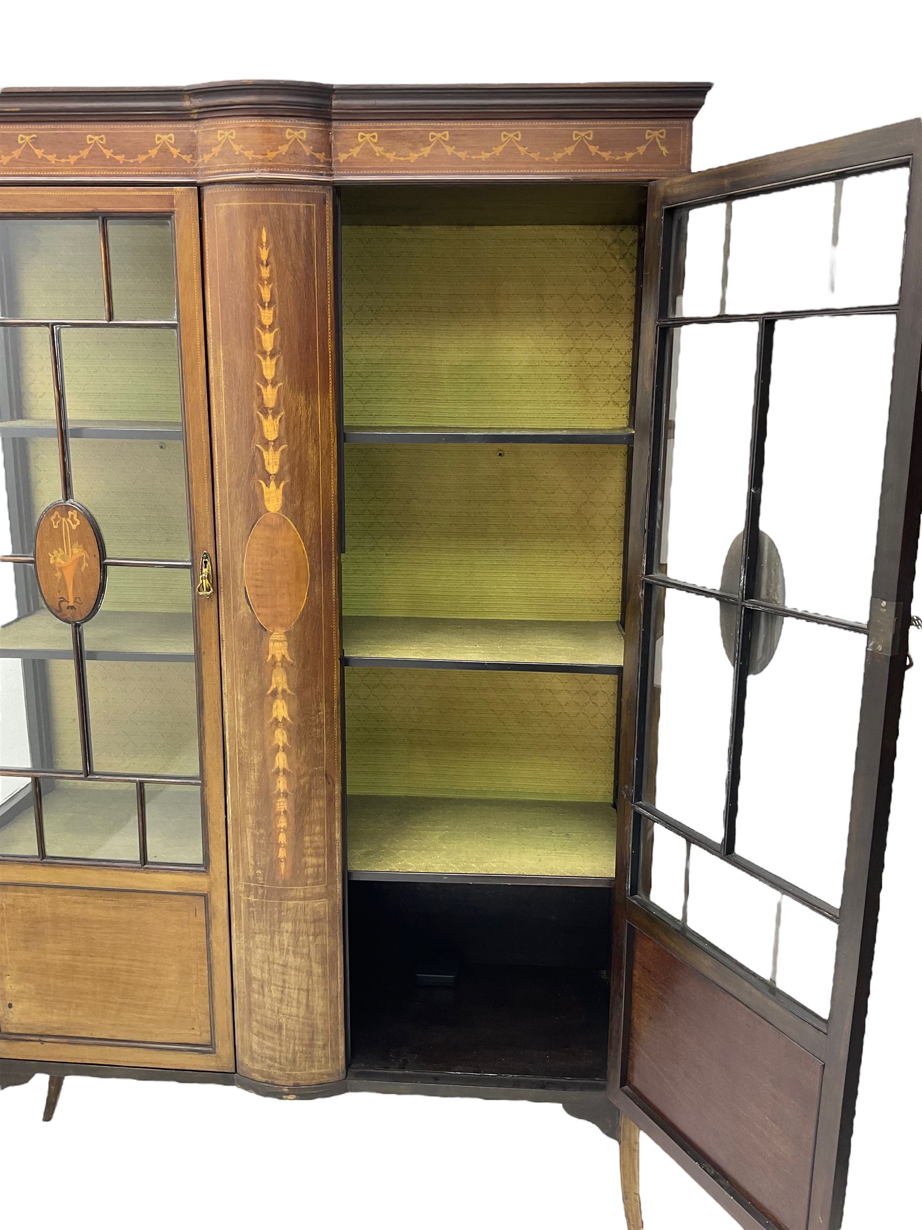 Edwardian inlaid mahogany display cabinet - Image 4 of 9