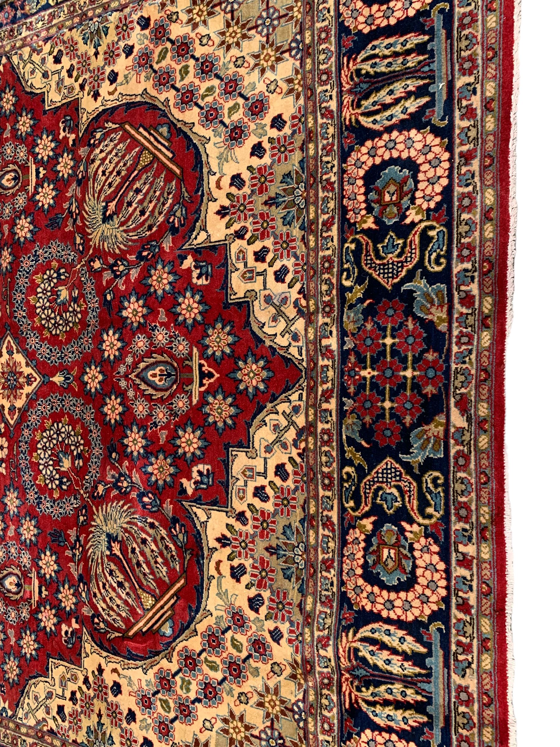 Persian red ground carpet - Image 10 of 10