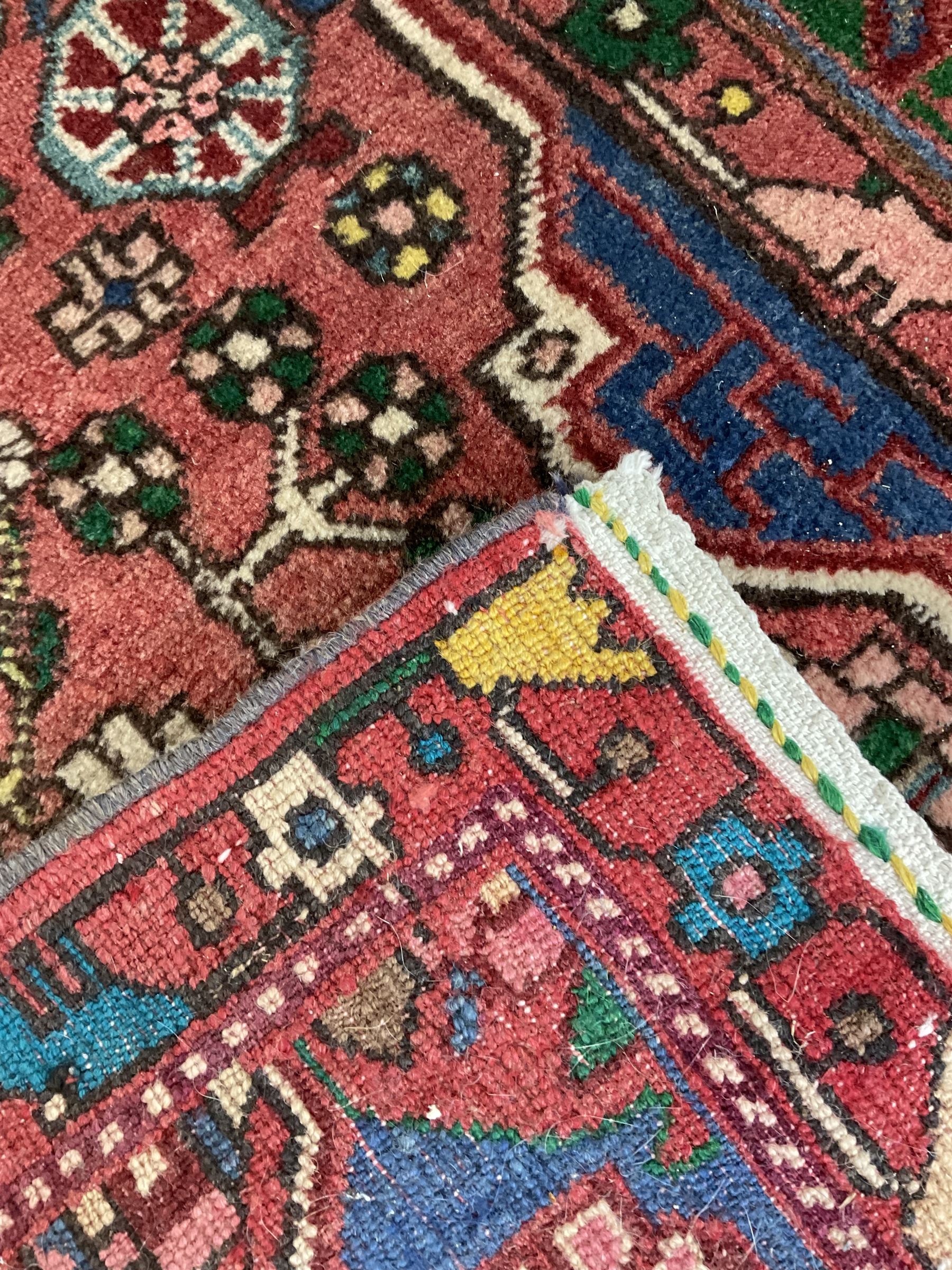 Small Persian red and blue ground rug (115cm x 88cm); and a Persian beige ground rug with two elonga - Image 12 of 12