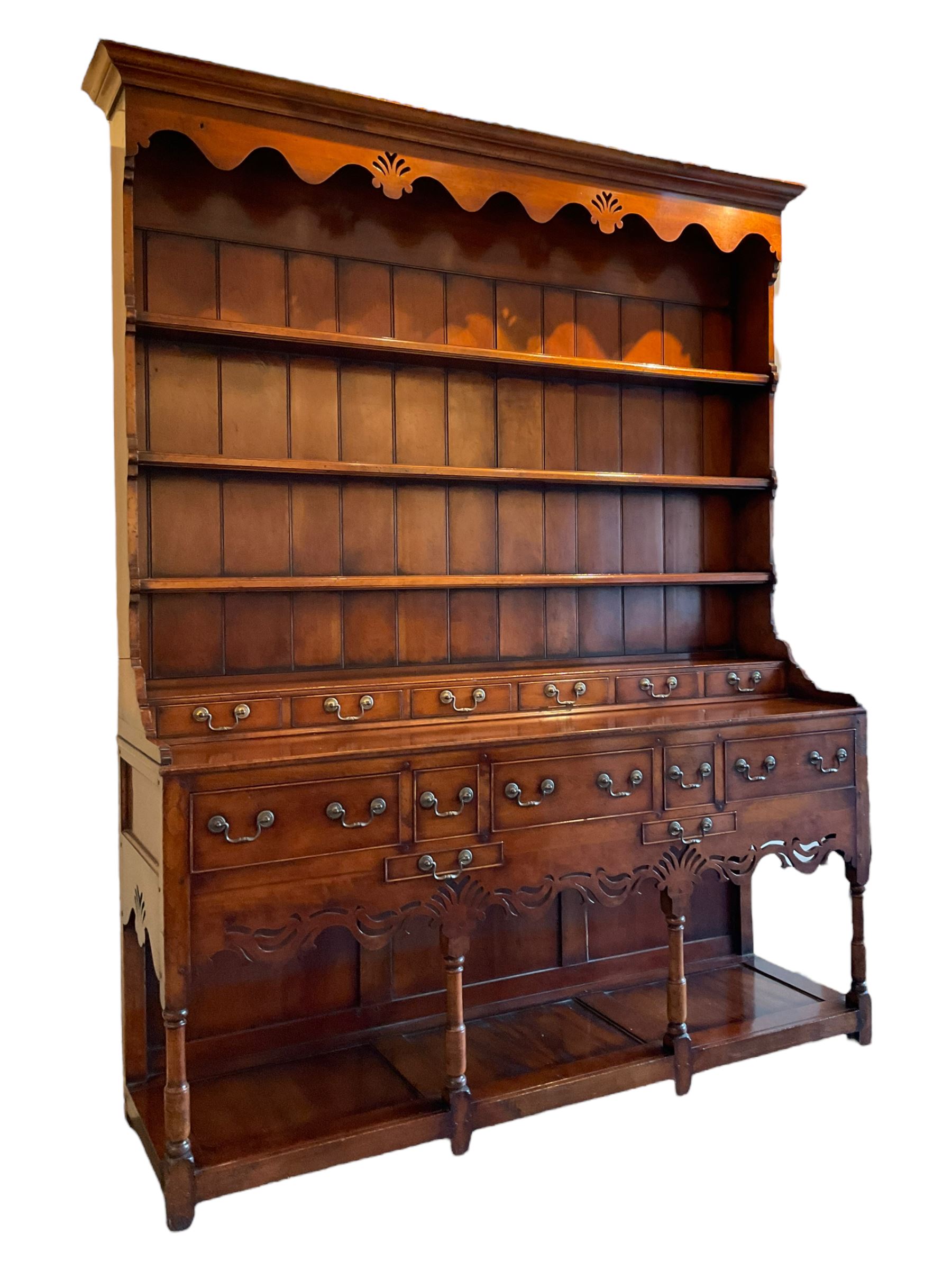 George III design cherry wood dresser - Image 2 of 8