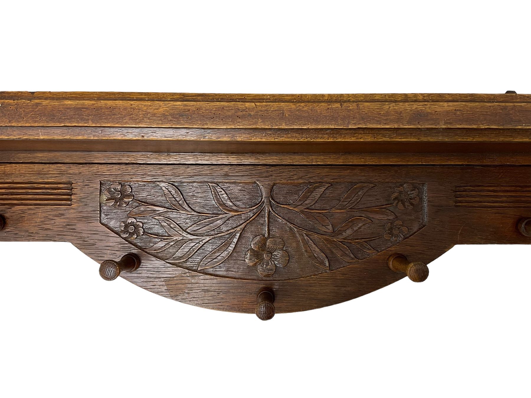 20th century oak wall hanging coat rack - Image 3 of 5