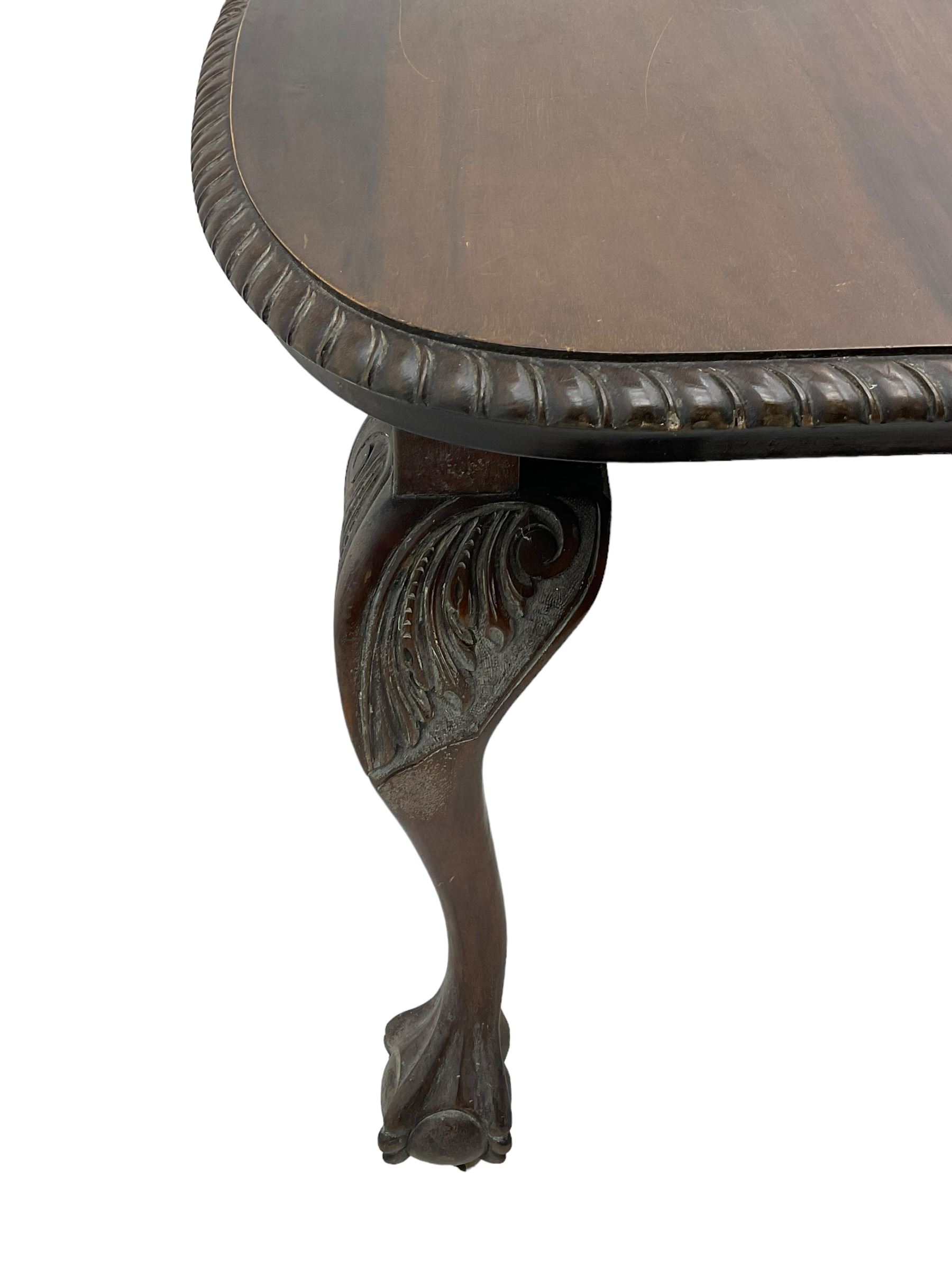 Early 20th century Georgian design mahogany extending dining table - Image 3 of 8