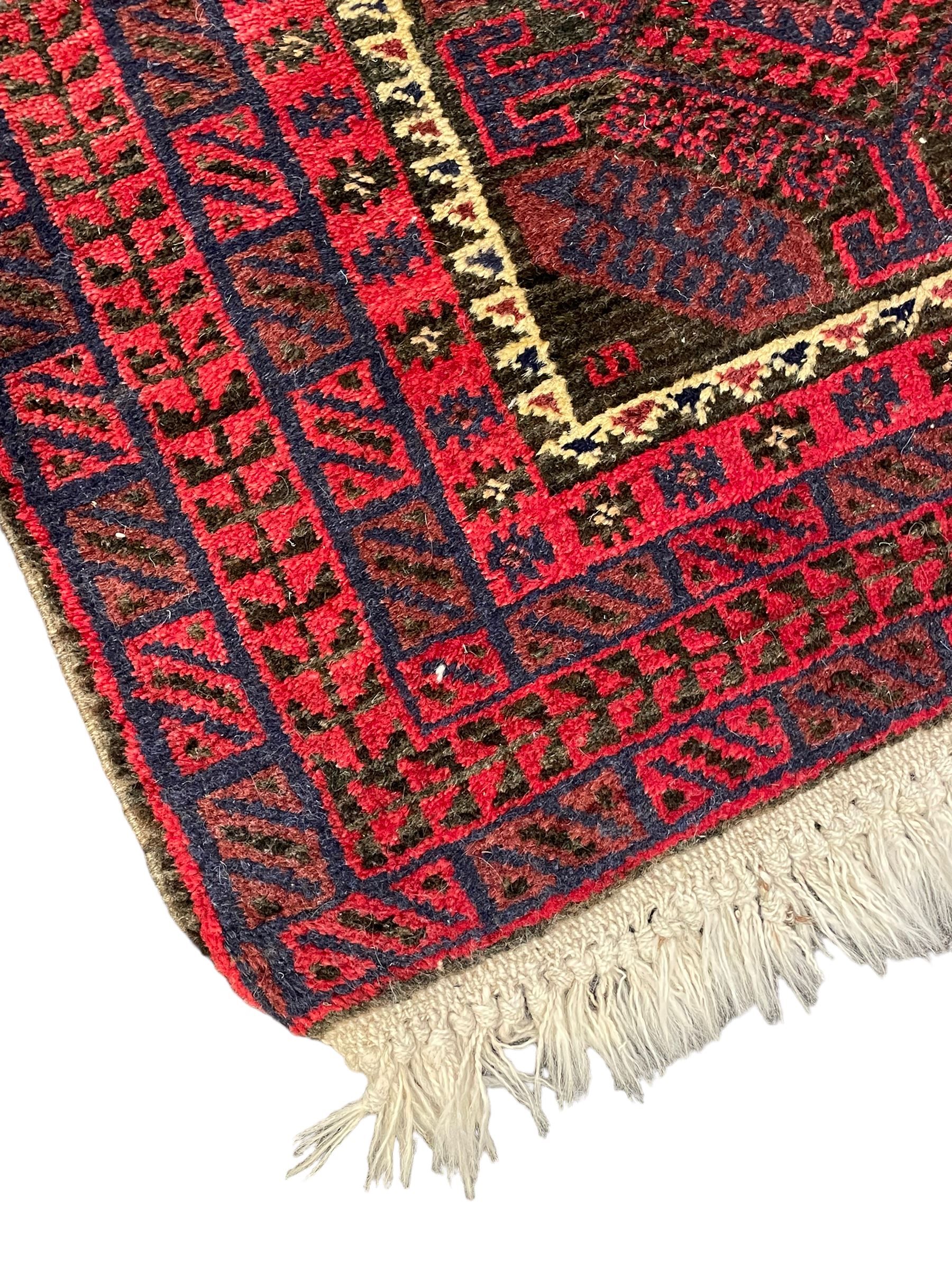 Persian Baluch prayer rug - Image 5 of 6