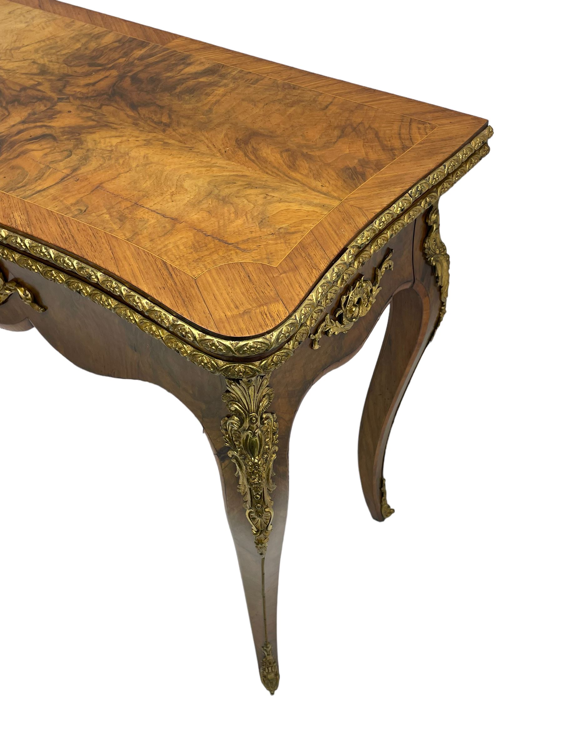 20th century French walnut and Kingwood card table - Image 5 of 15
