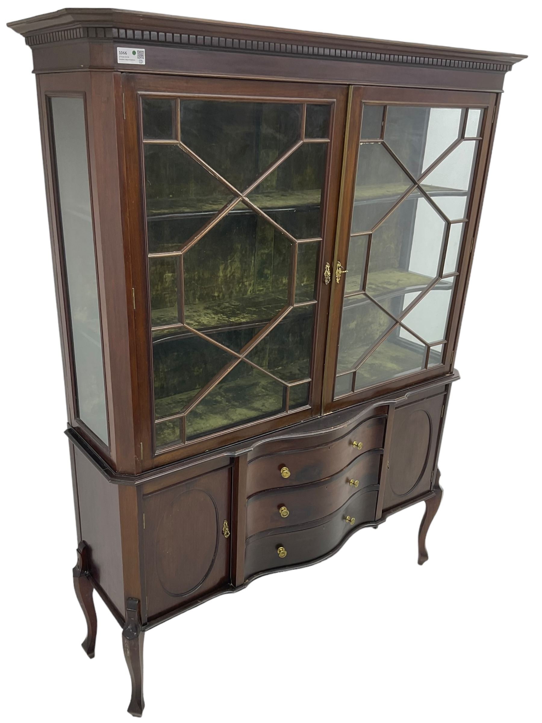 Late 19th century mahogany display cabinet on stand - Image 5 of 7