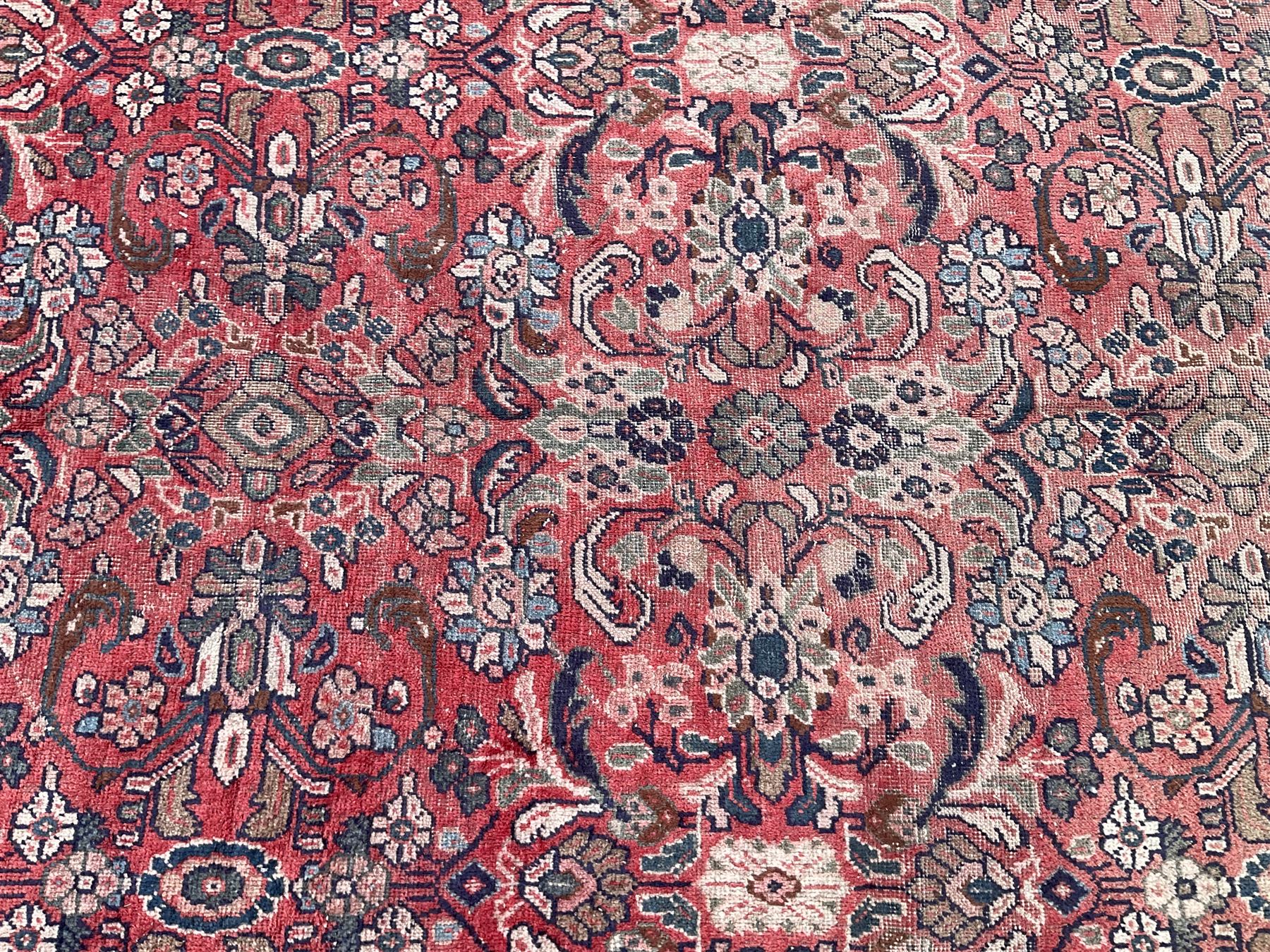 Persian red ground carpet - Image 3 of 6