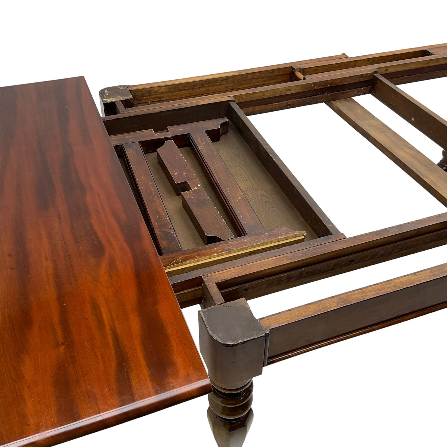19th century mahogany extending dining table with three additional leaves - Image 14 of 15