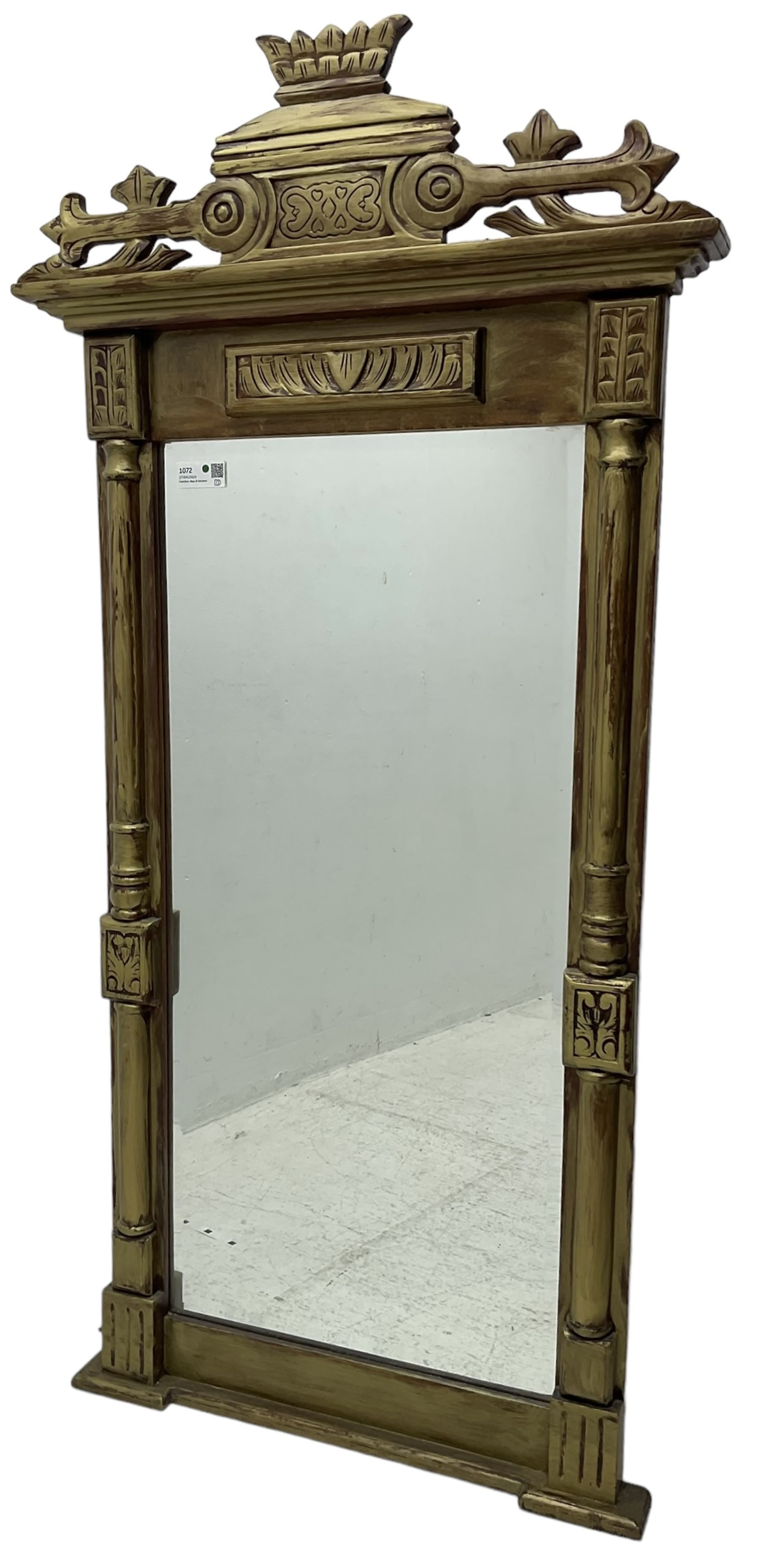 Georgian design gilt hardwood wall mirror - Image 2 of 3