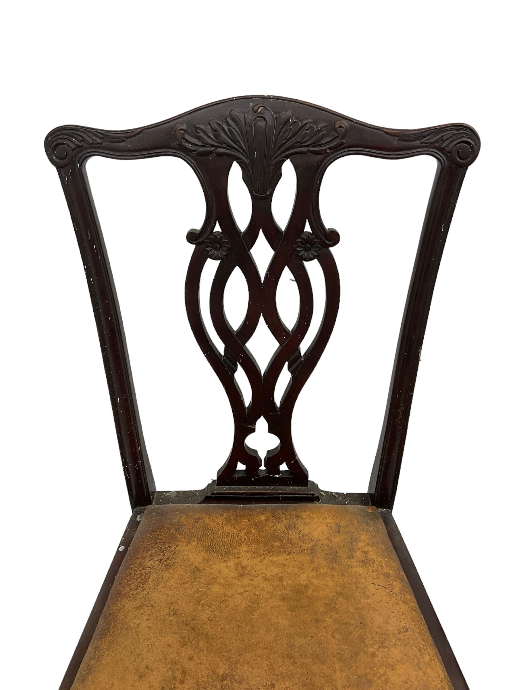 Set of eight (6+2) early 20th century Chippendale design mahogany dining chairs - Image 11 of 14
