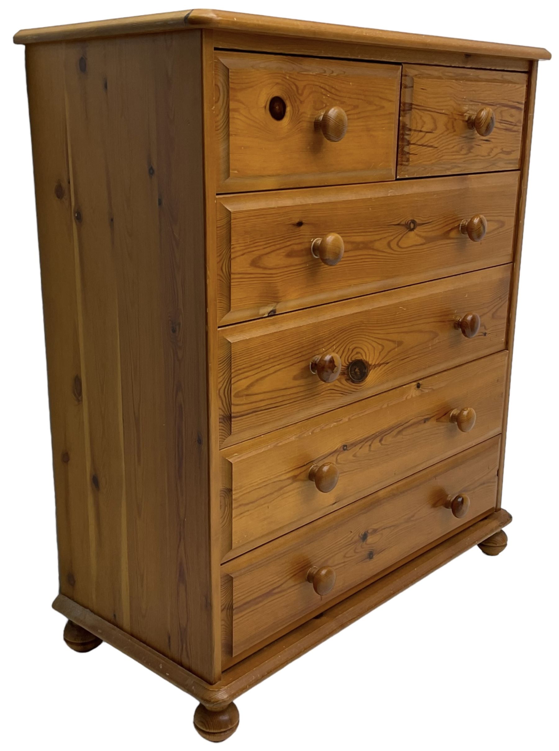 Polished pine chest - Image 10 of 12