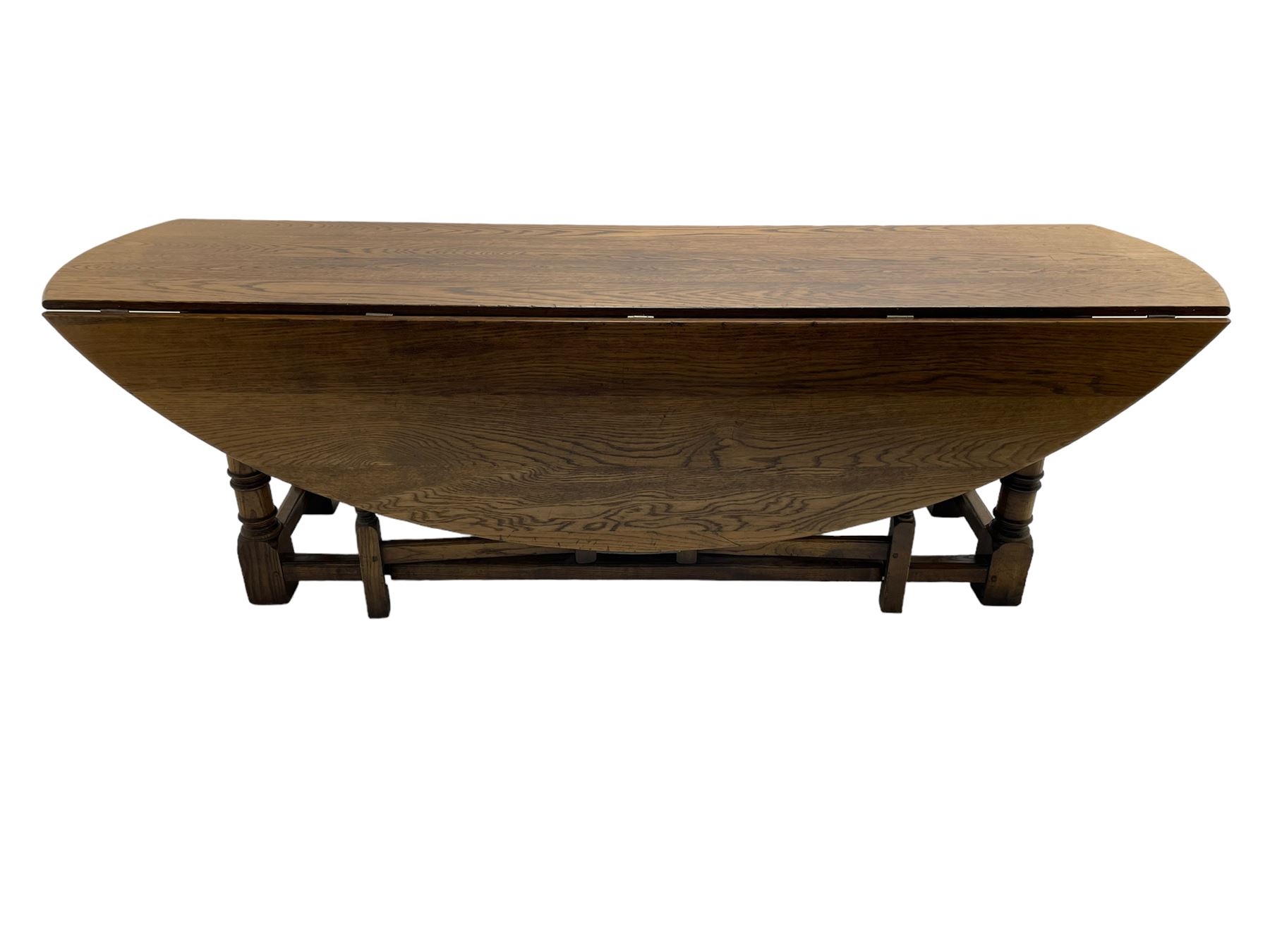 Large 18th century design oak wake or dining table - Image 9 of 12