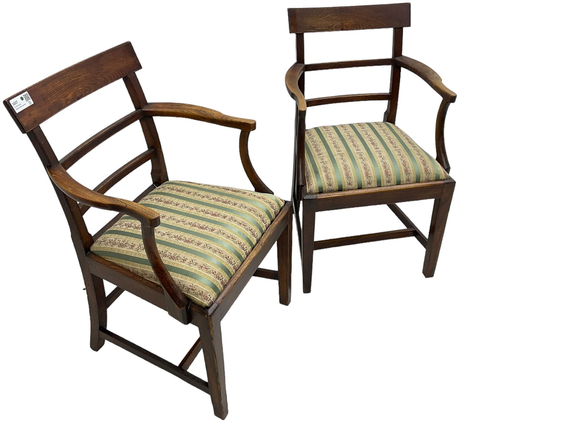 Pair of 19th century elm elbow chairs - Image 7 of 7
