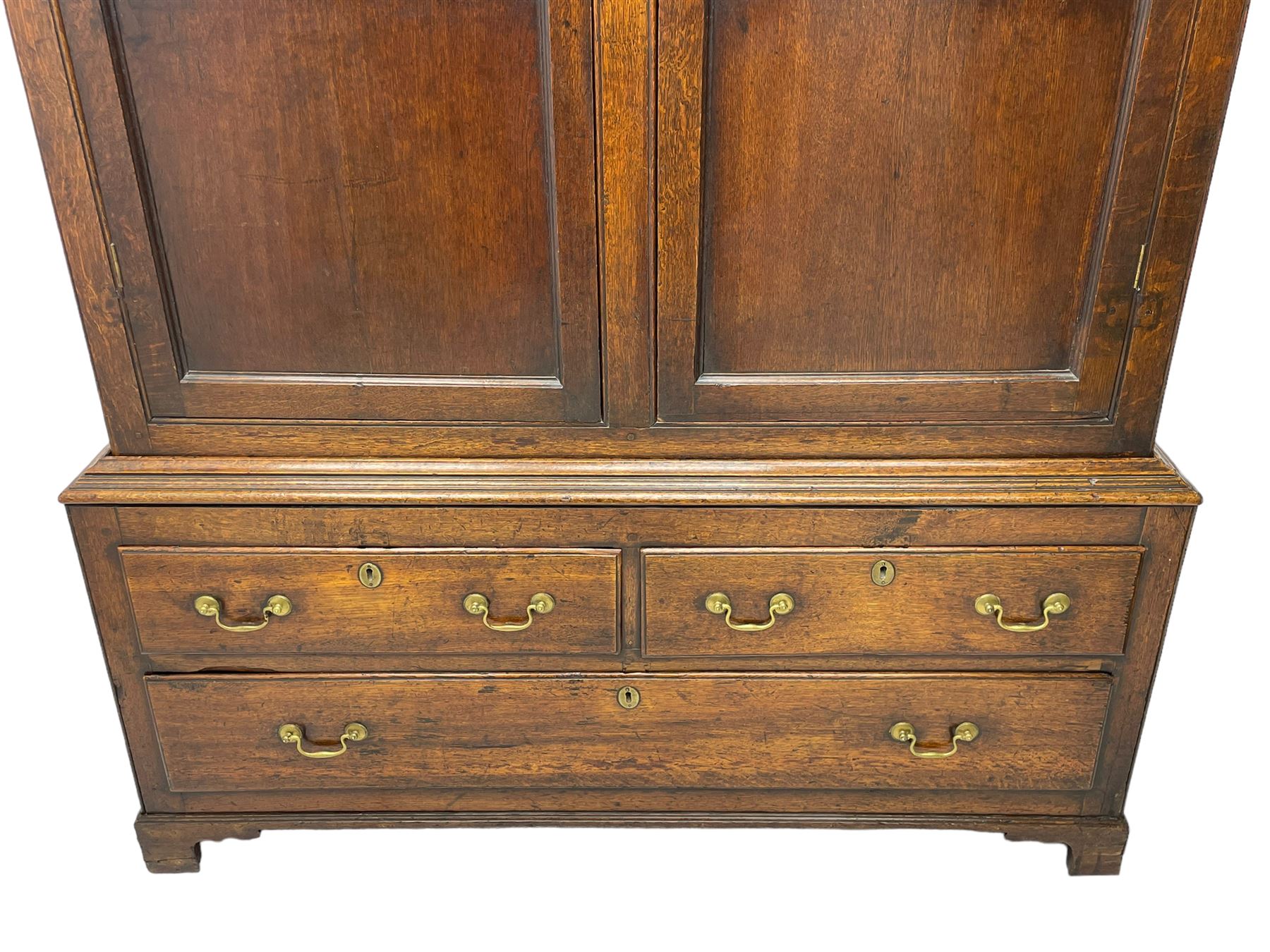 George III oak livery cupboard - Image 6 of 14