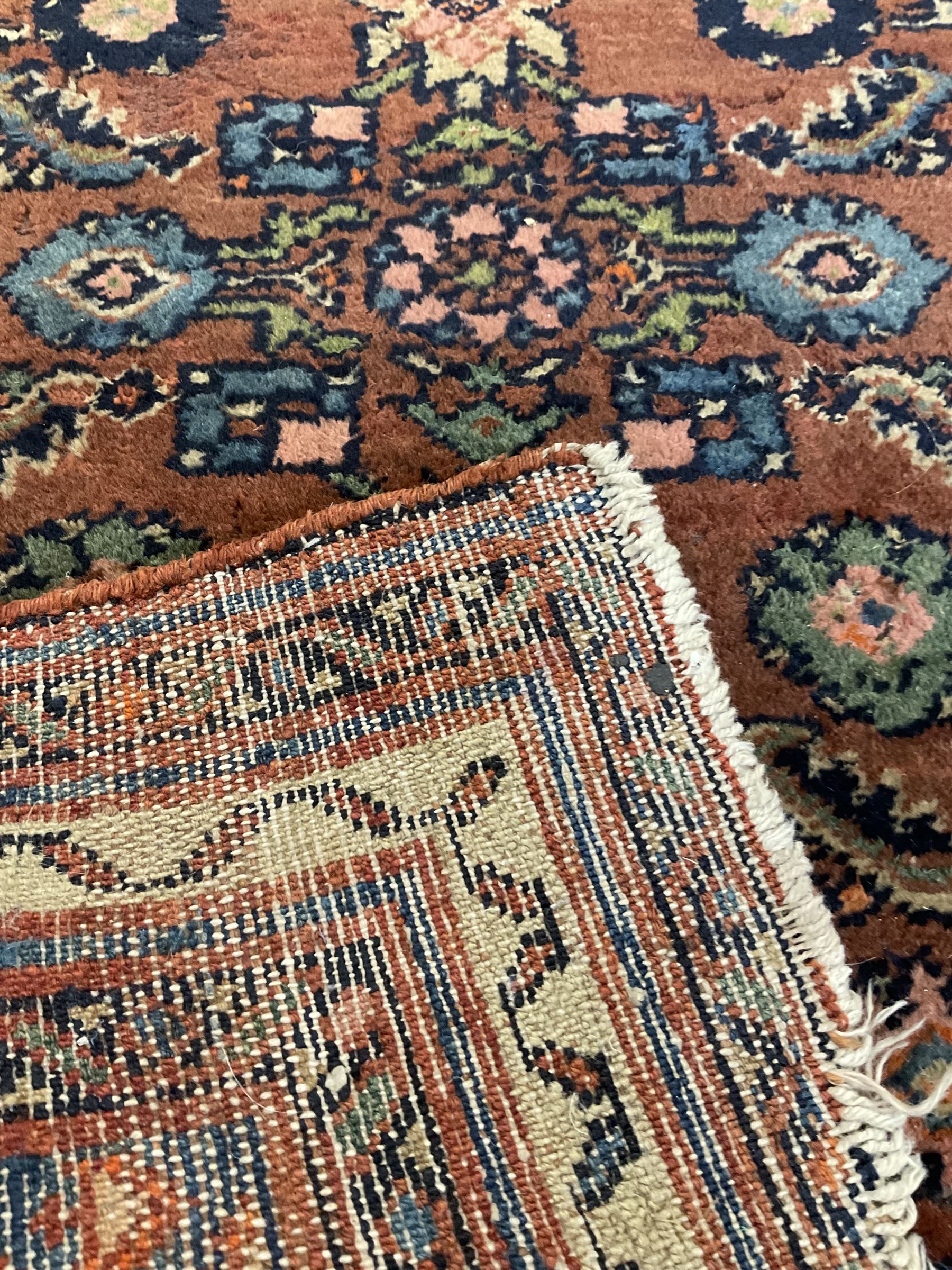 Small Persian rug or mat - Image 5 of 6
