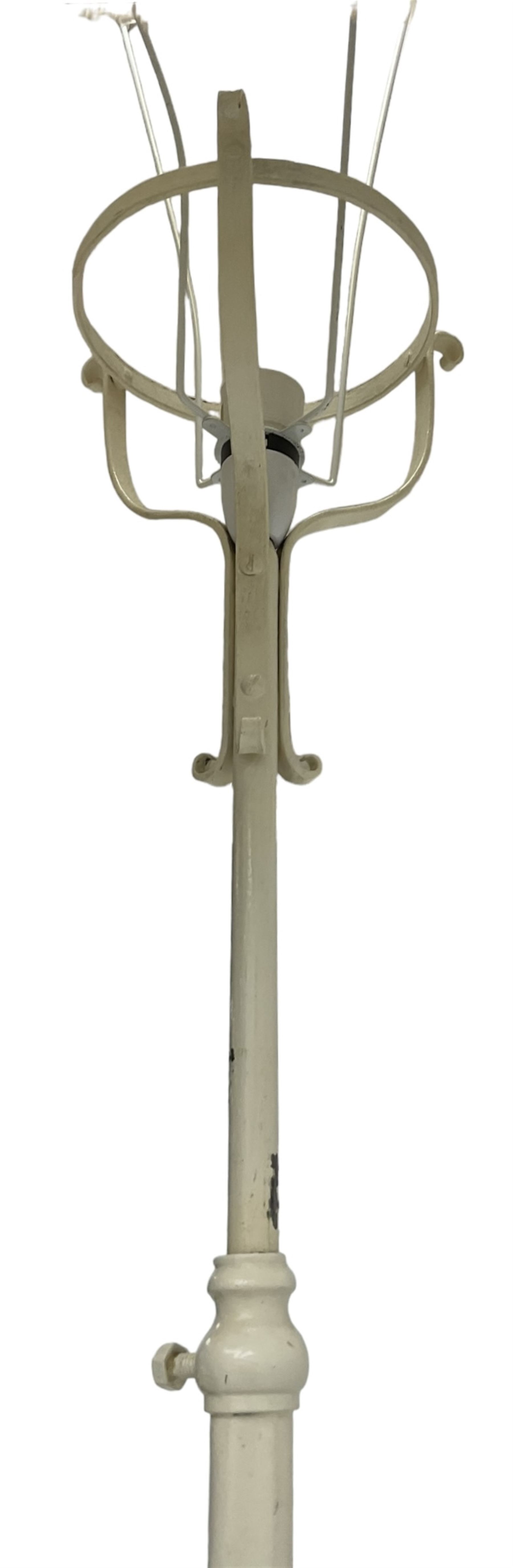 Cream painted wrought iron standard lamp with floral shade - Image 3 of 4