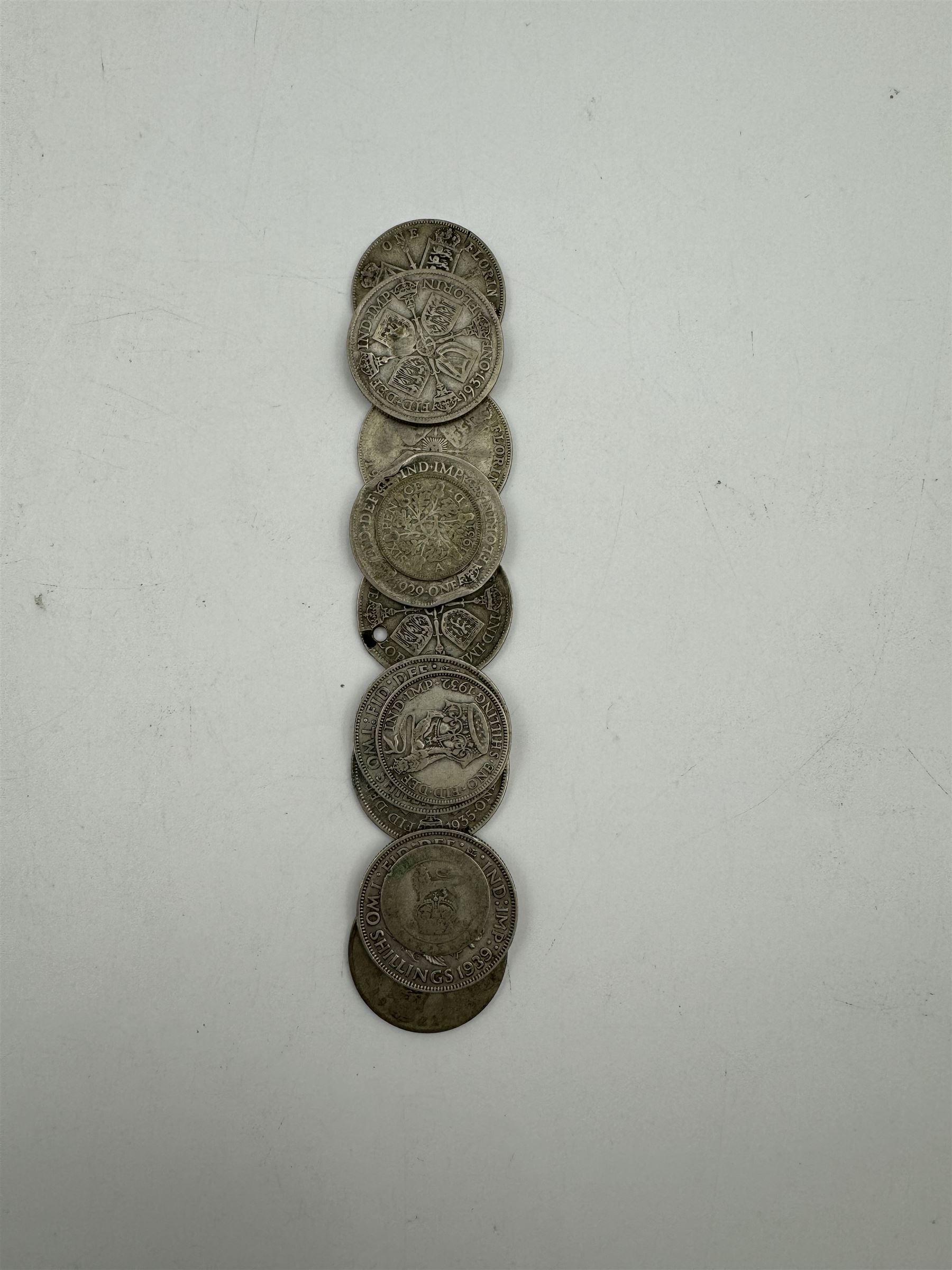 Approximately 100 grams of Great British pre 1920 silver coins including Queen Victoria 1887 and 189 - Image 4 of 4