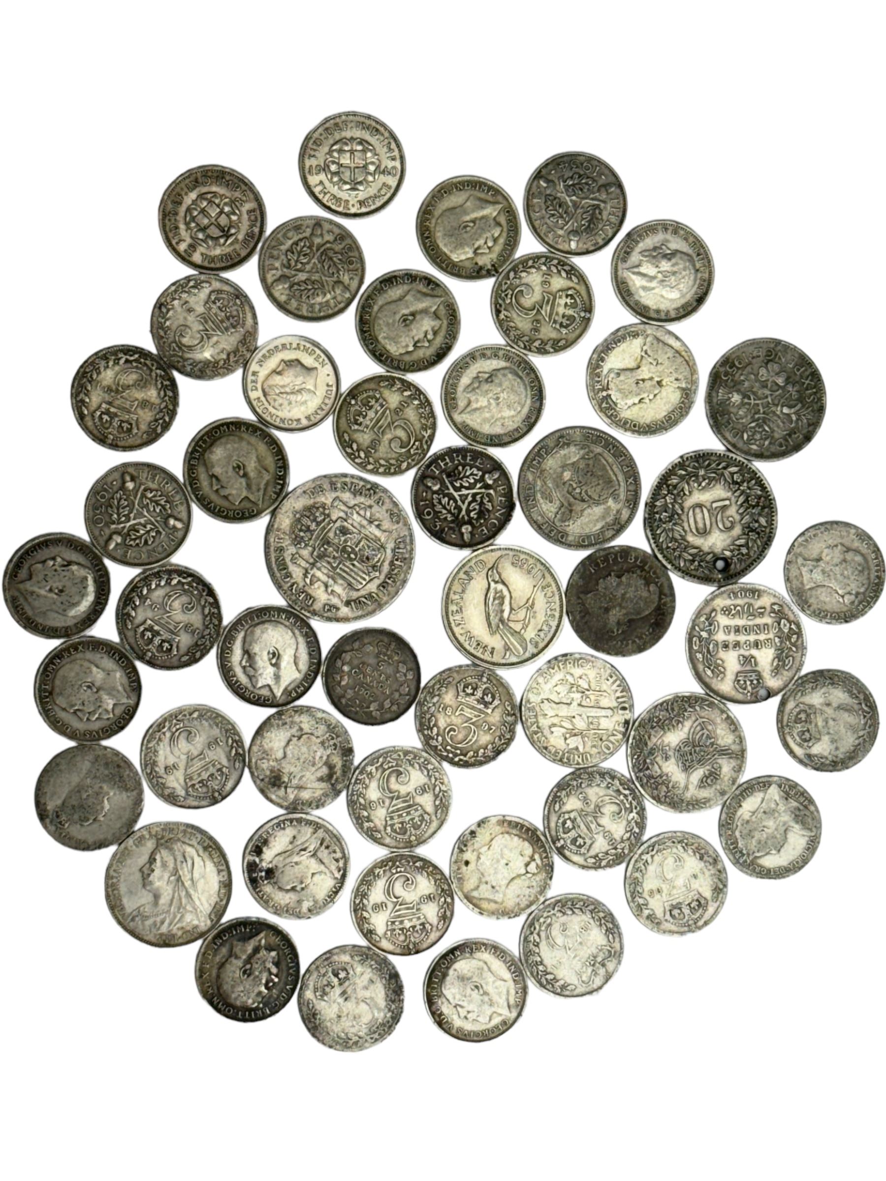 Approximately 60 grams of Great British pre 1920 silver coins including threepences - Image 6 of 7